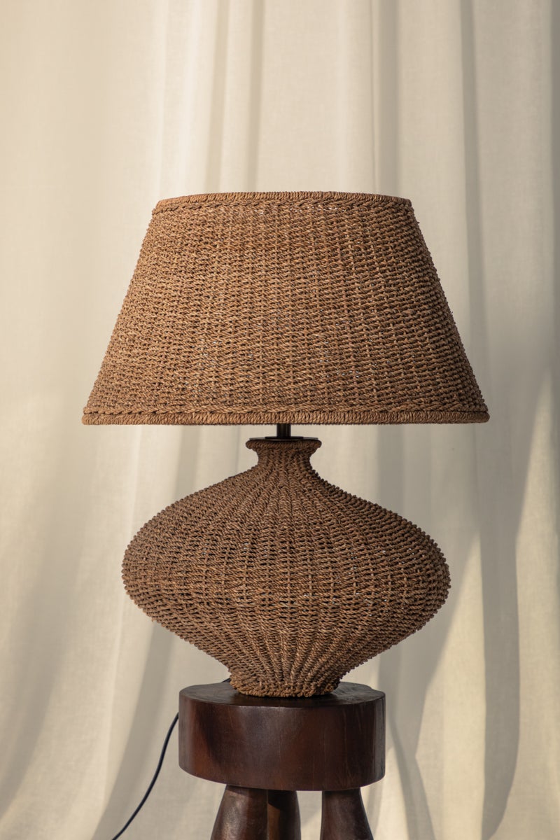 nette table lamp