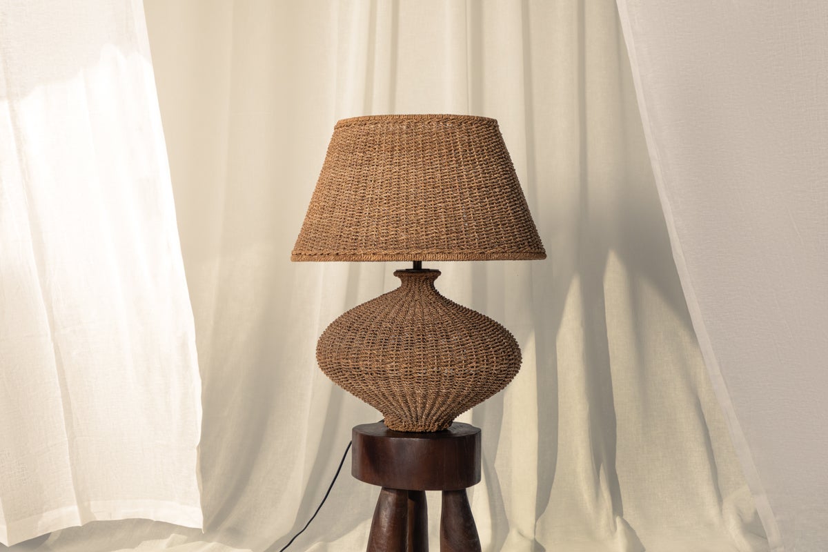 nette table lamp