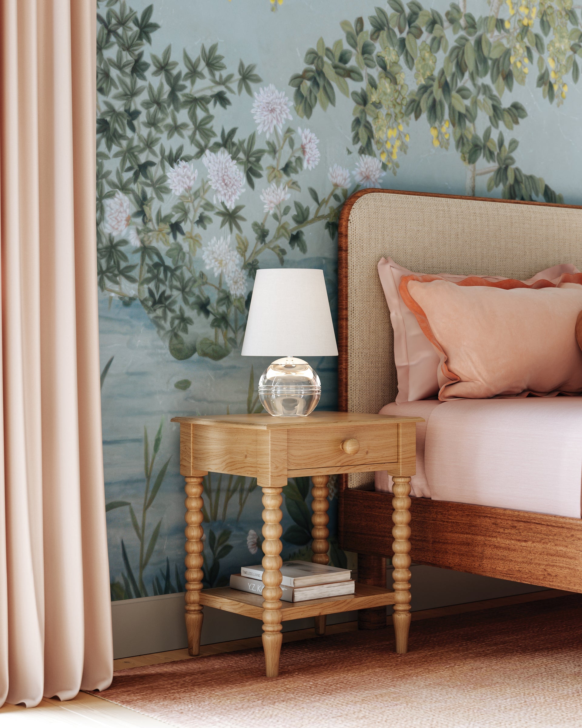 nicole rechargeable table lamp