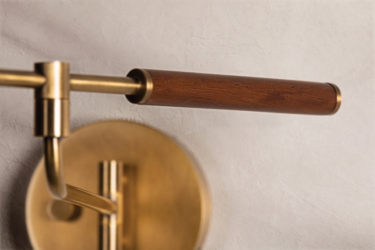 novel plug-in sconce