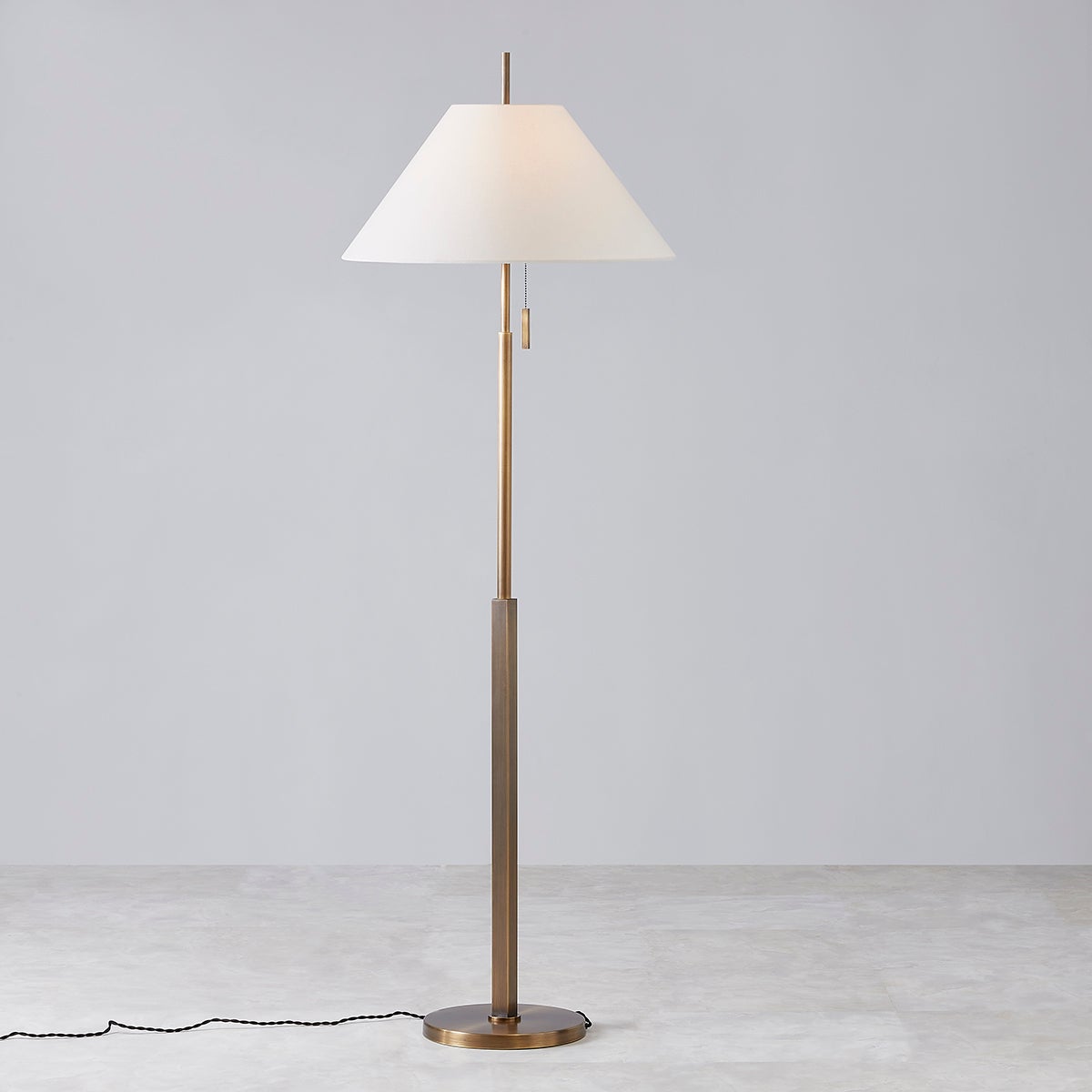 clic floor lamp