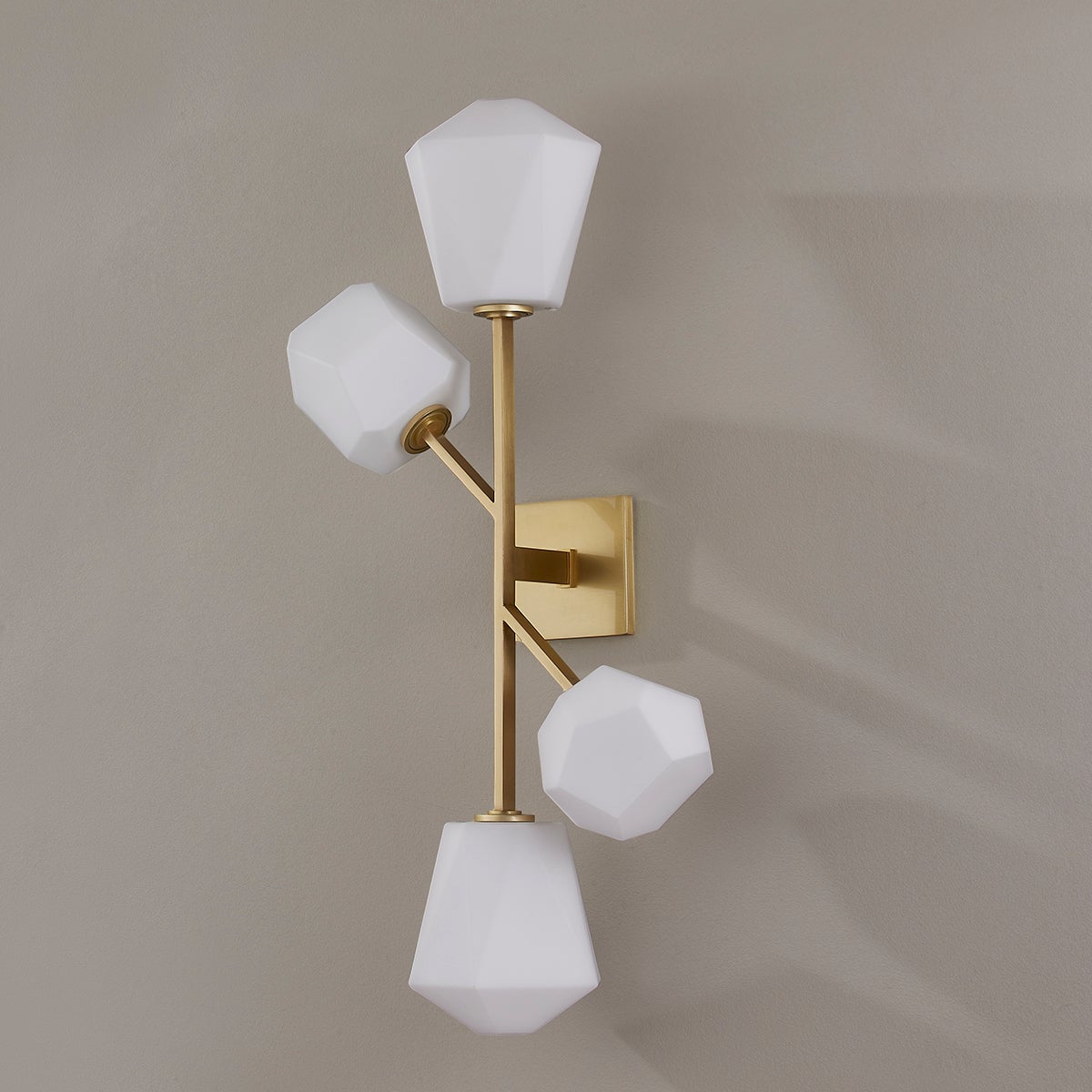 tring wall sconce