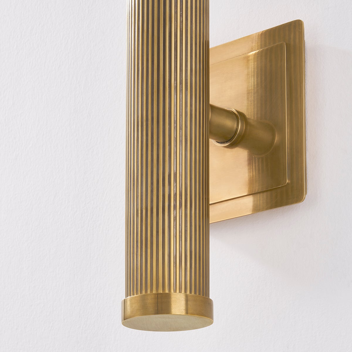 pienza wall sconce