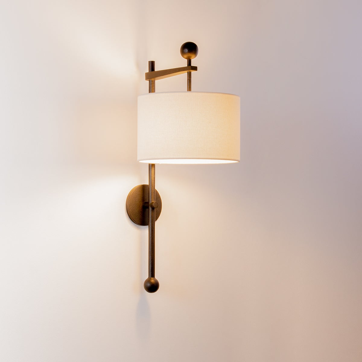 tisbury wall sconce