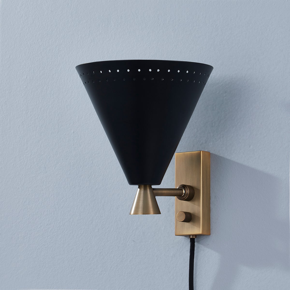 marvin plug-in sconce