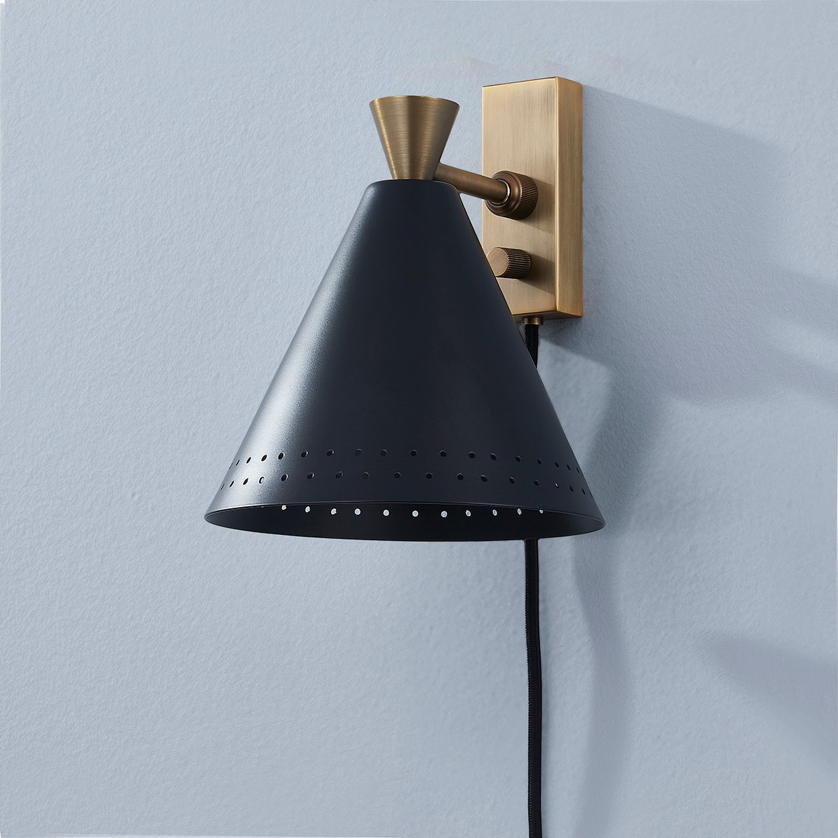 marvin plug-in sconce