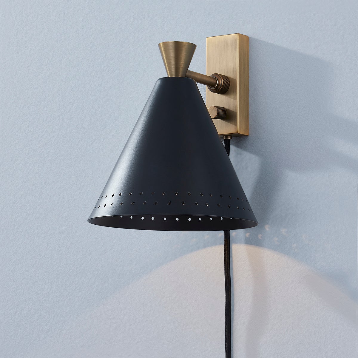 marvin plug-in sconce
