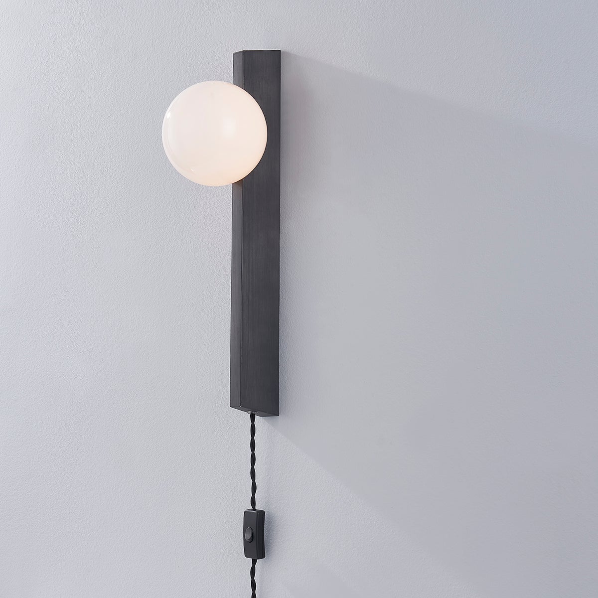 brisbane plug-in sconce