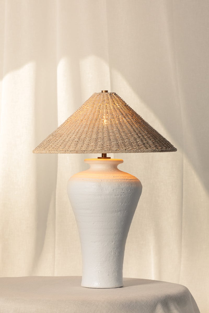 pezante table lamp