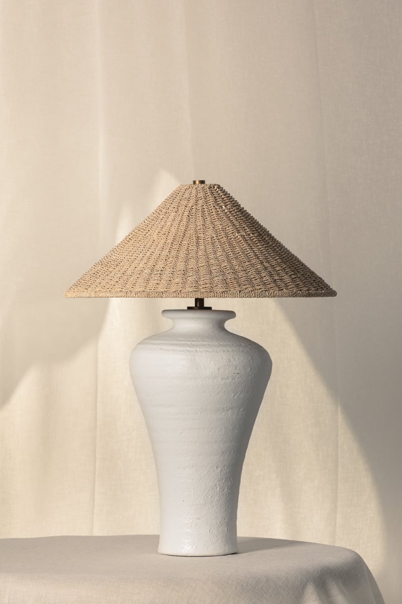 pezante table lamp