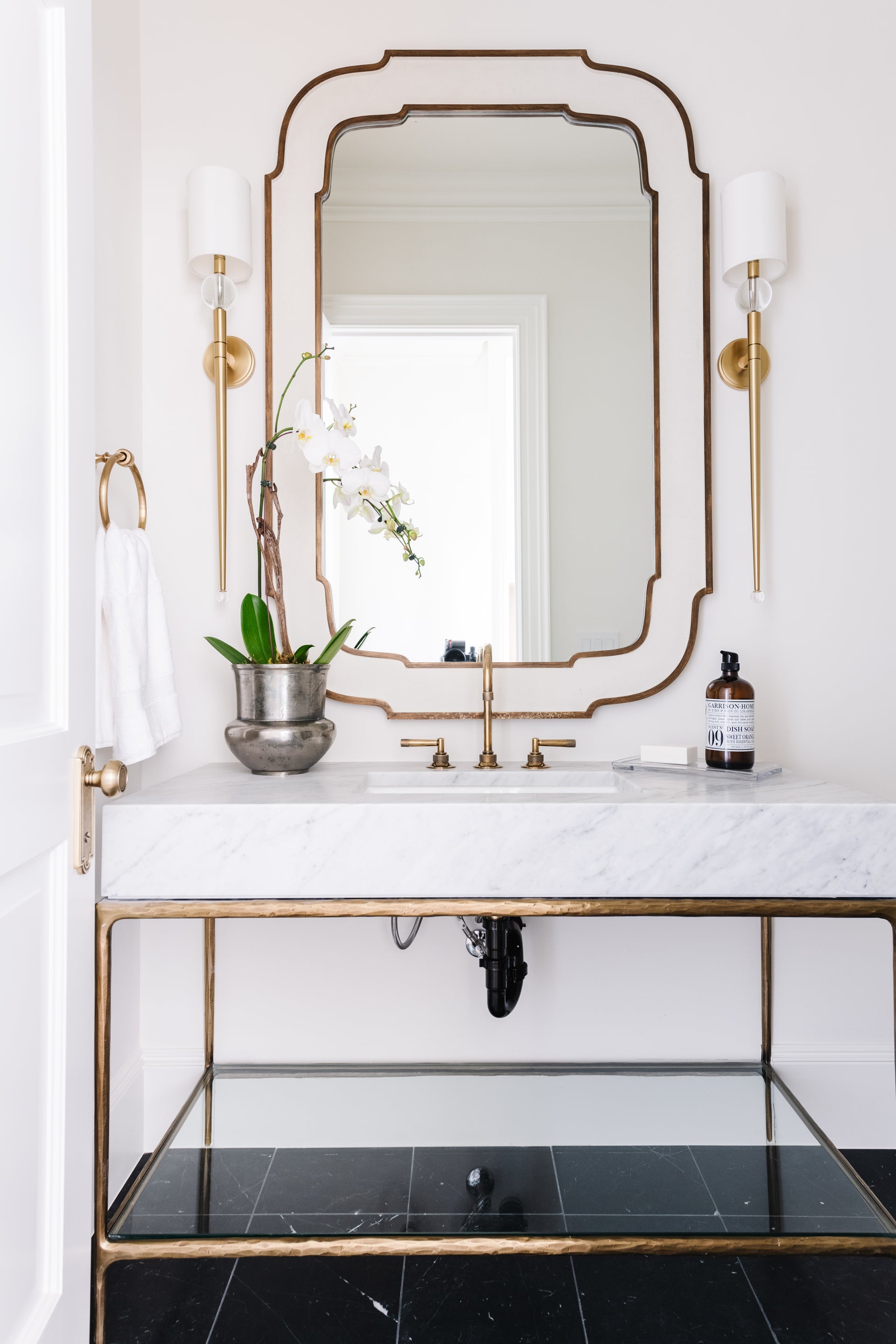 rockland wall sconce