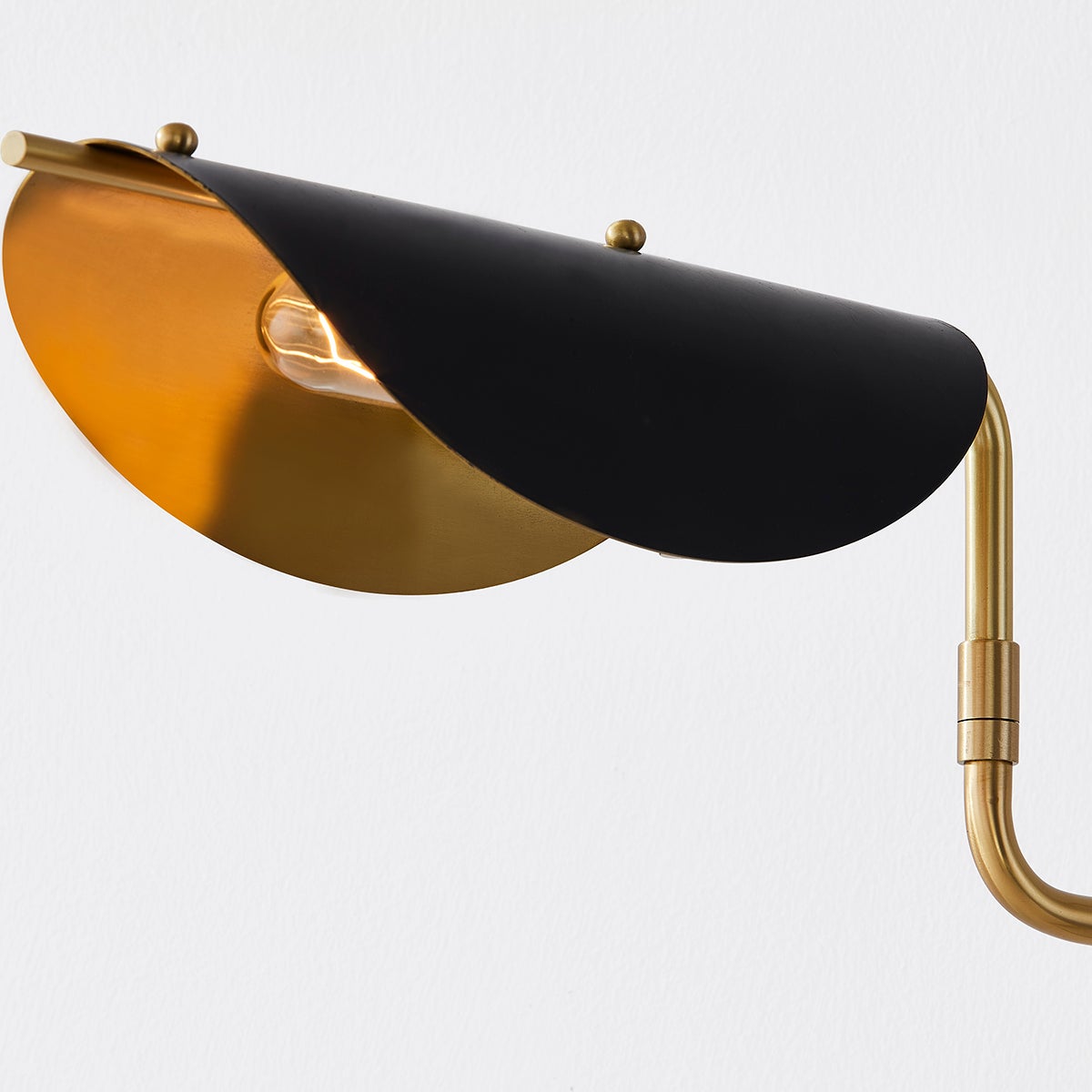 suffield plug-in sconce