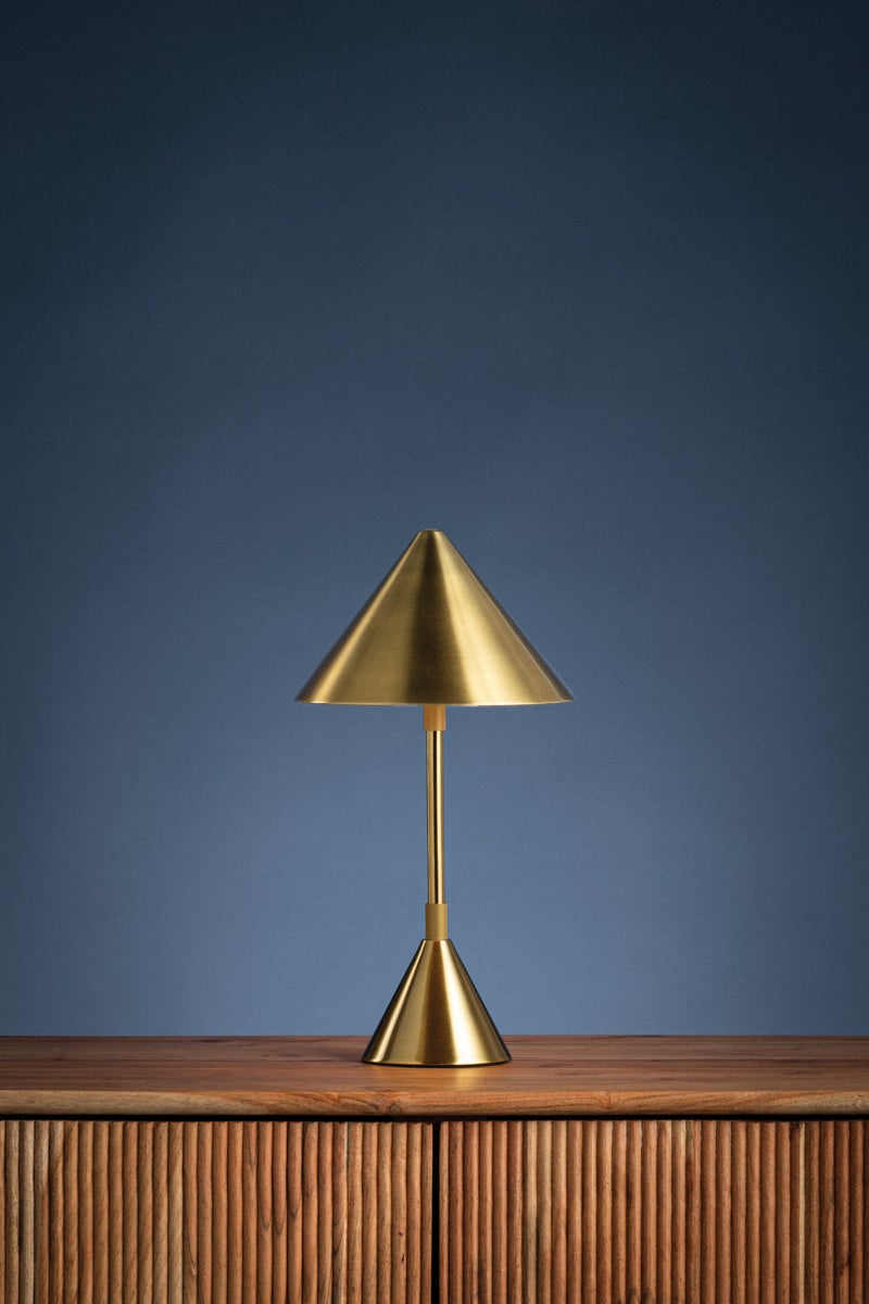 salma rechargeable table lamp