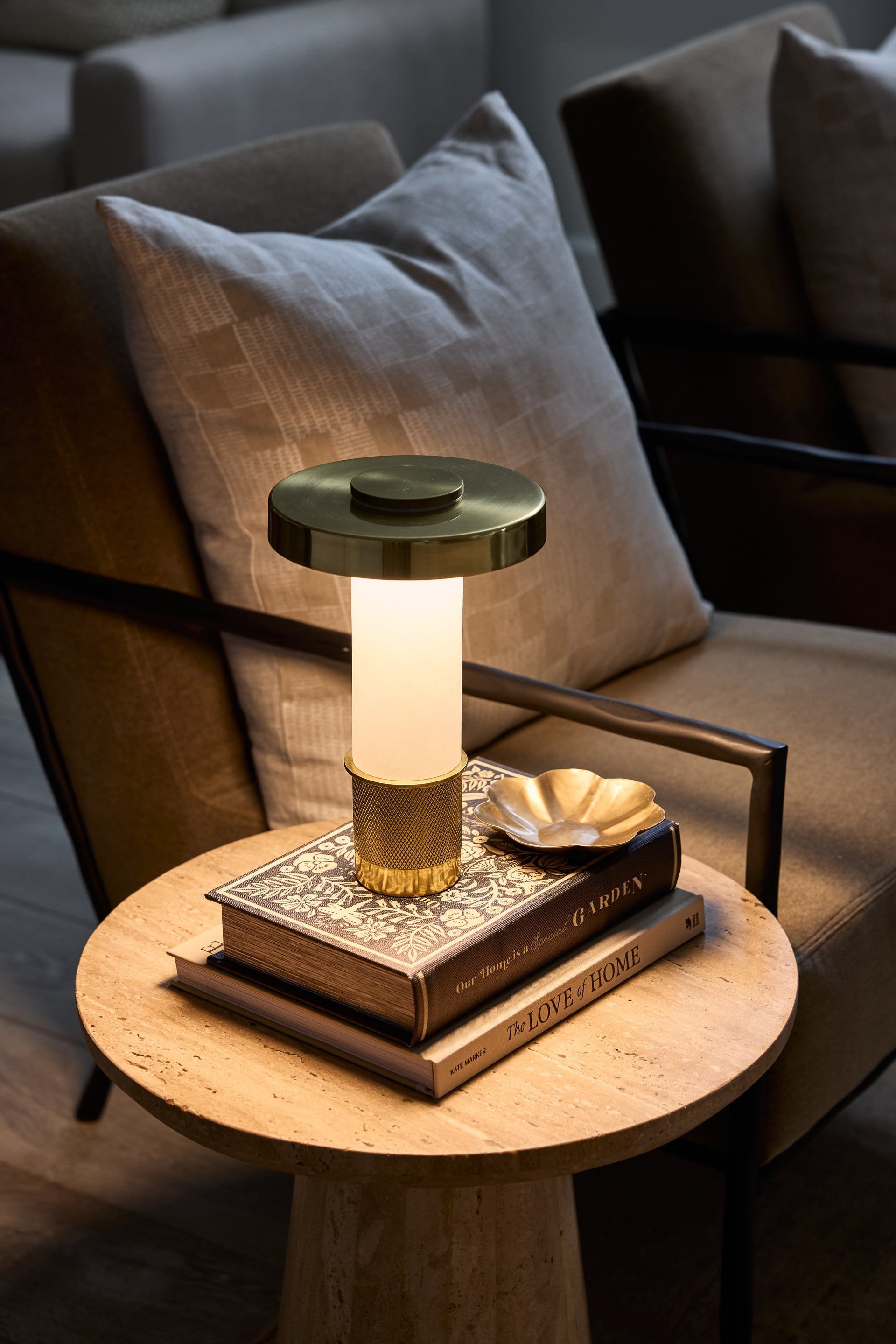 sefton rechargeable table lamp
