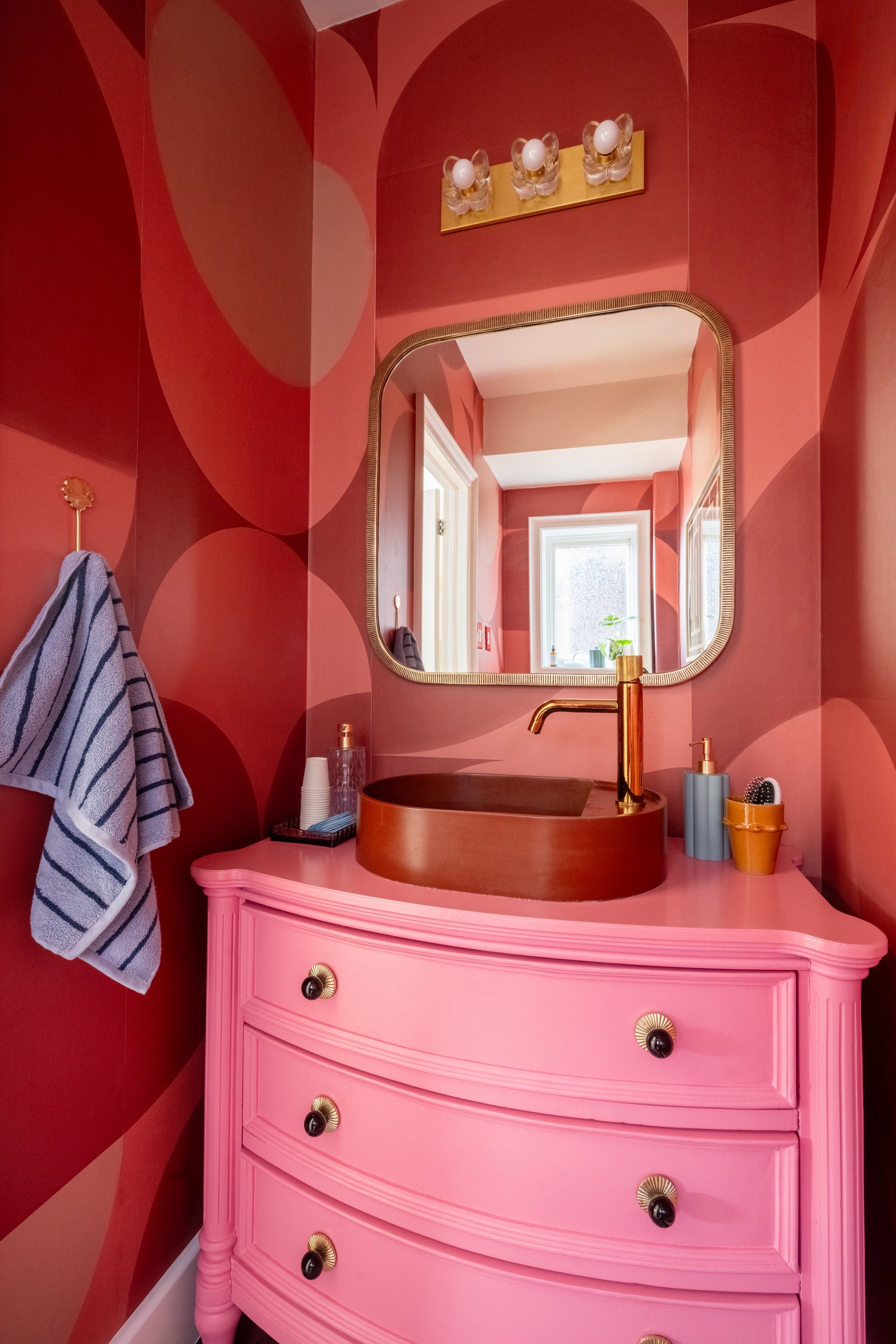 shea bath and vanity