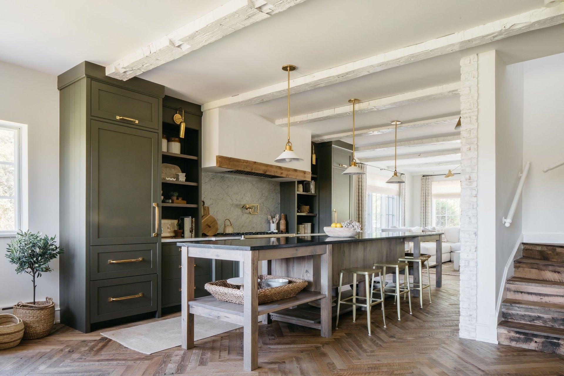 syosset pendant