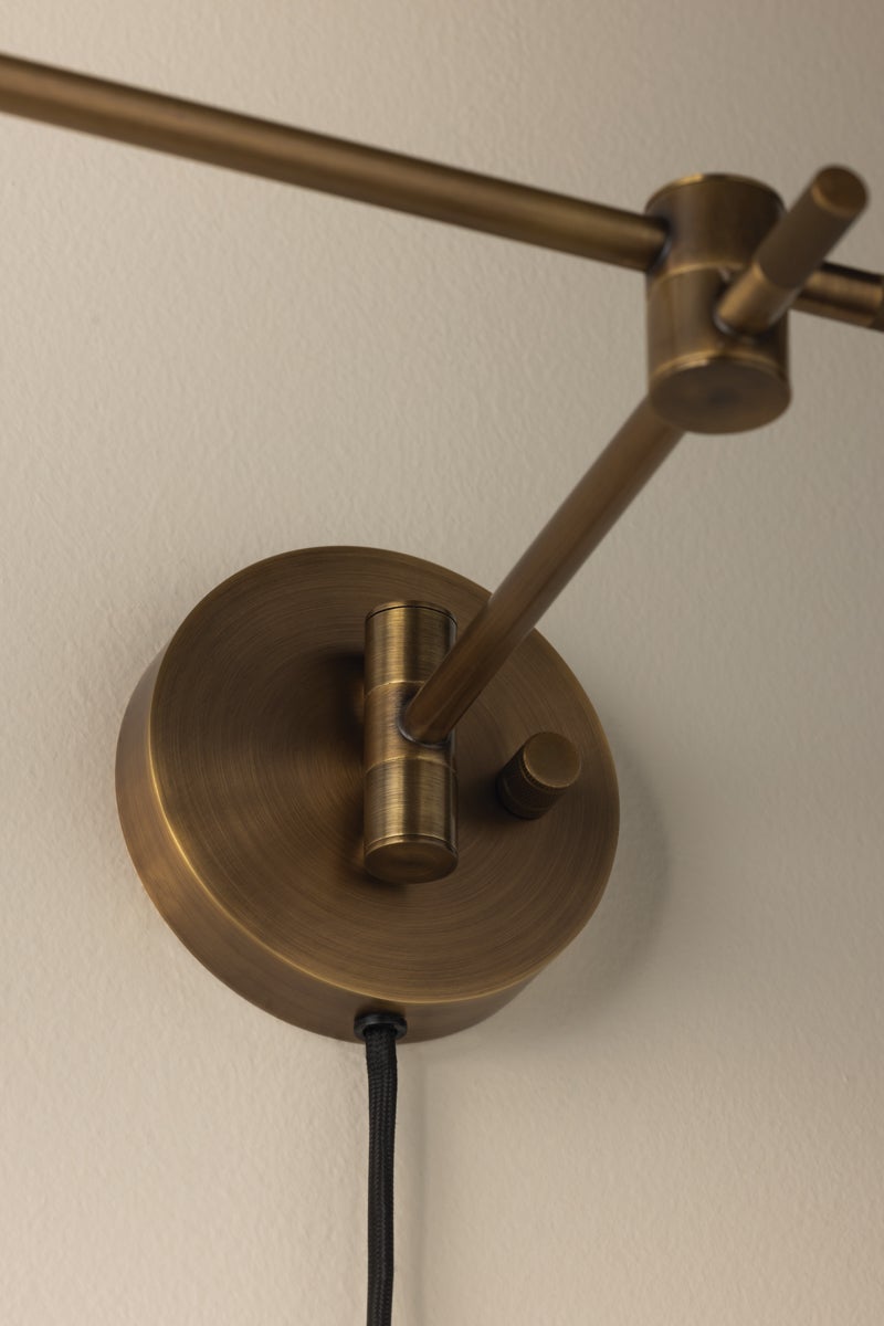 thatcher plug-in sconce