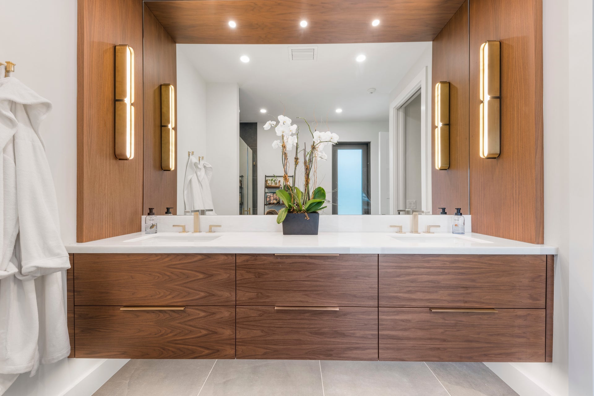 tribeca bath and vanity