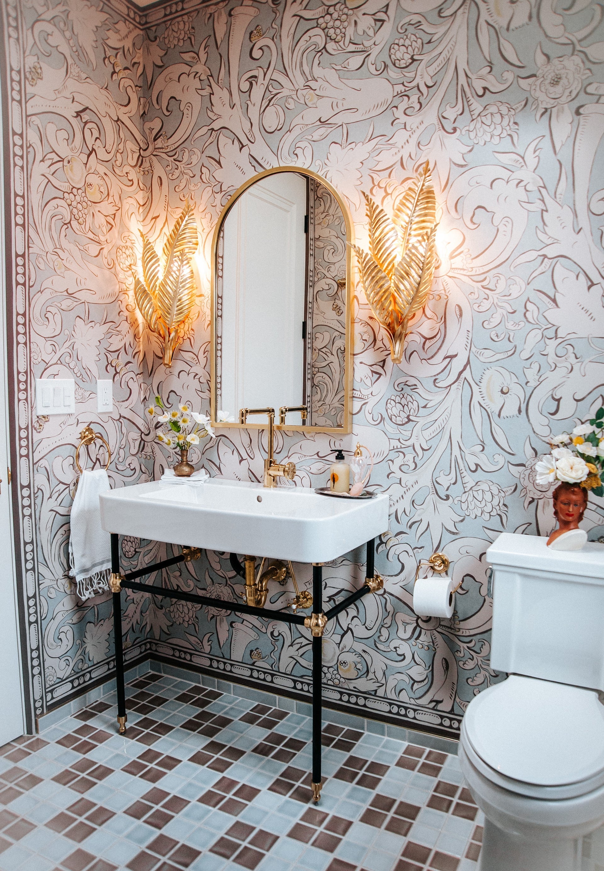 tropicale wall sconce