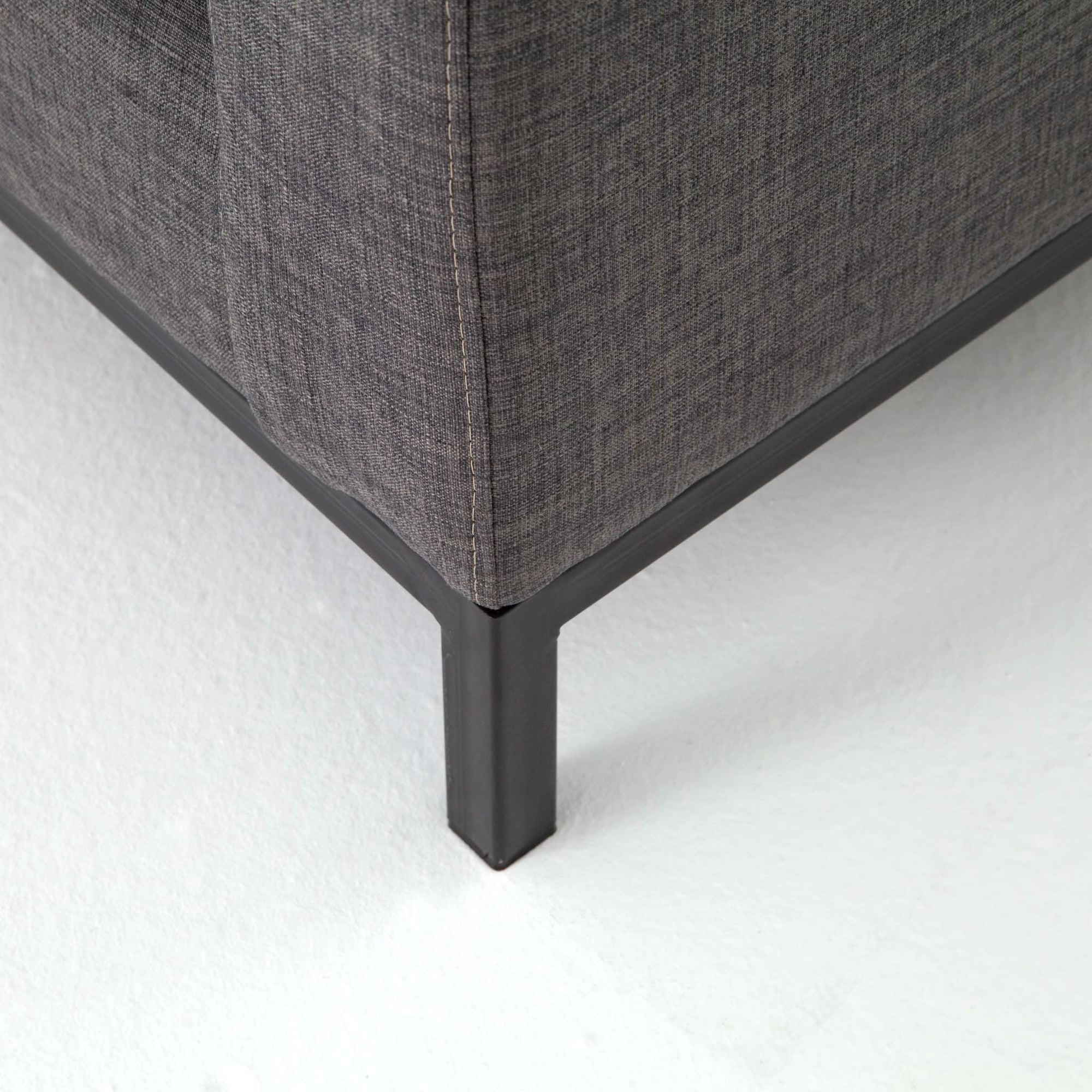 Bennett Charcoal
