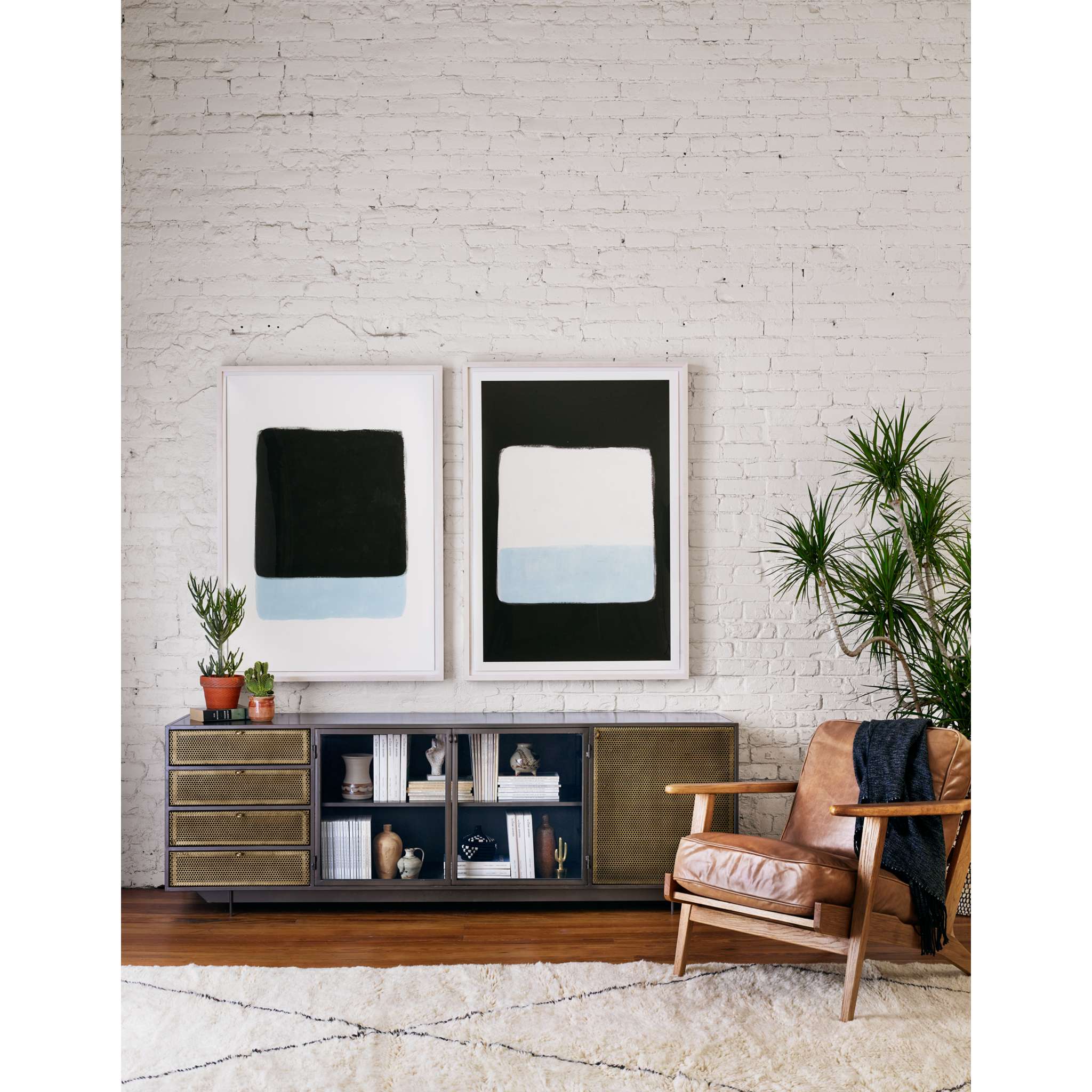 Waters By Jess Engle, Set