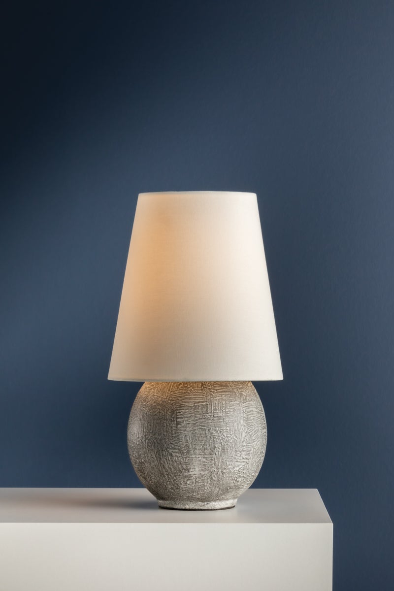 ulsterville rechargeable table lamp