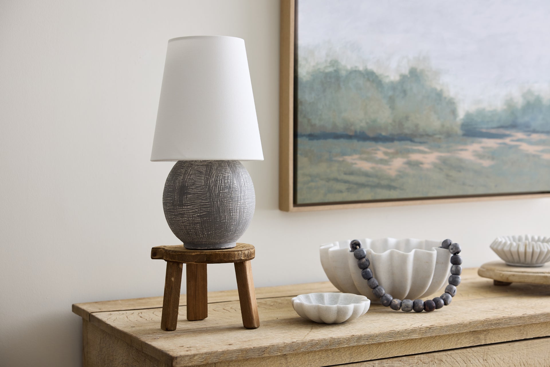 ulsterville rechargeable table lamp