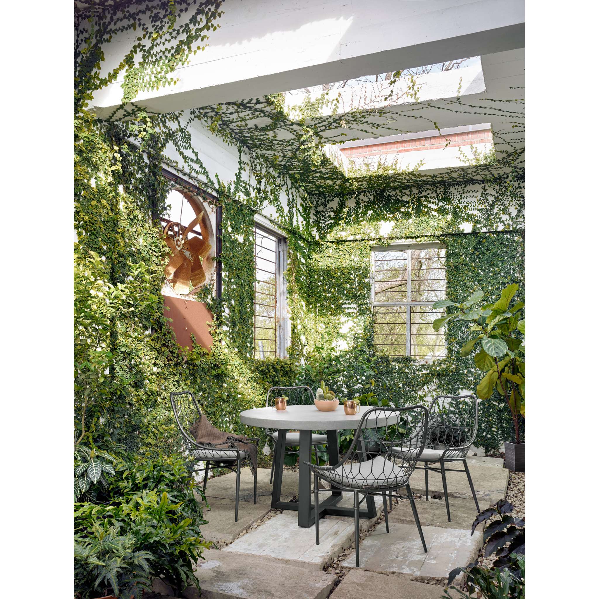 Cyrus Round Dining Table