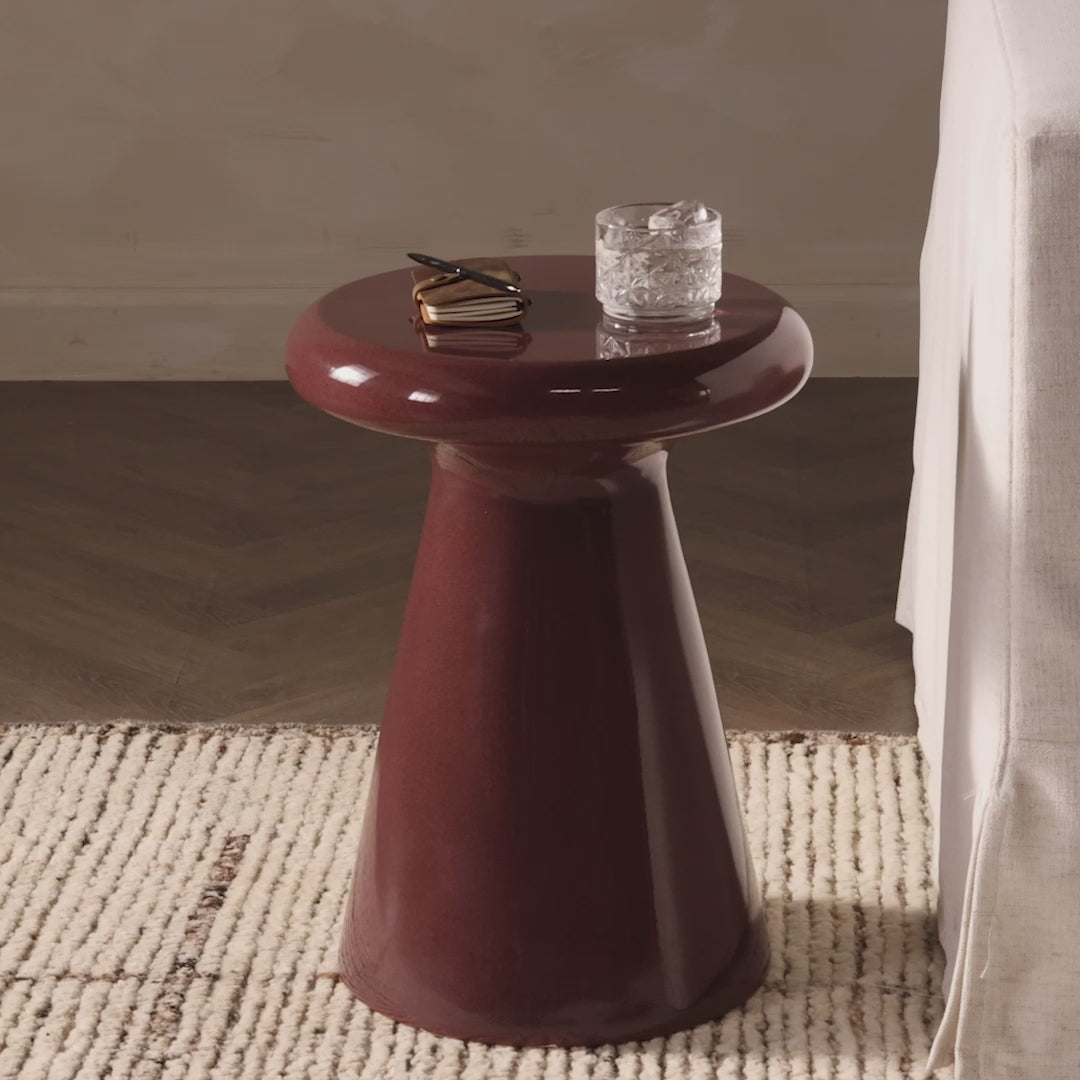 Load video: Kika End Table