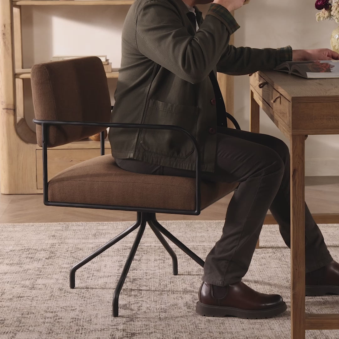 Load video: Fenn Desk Chair