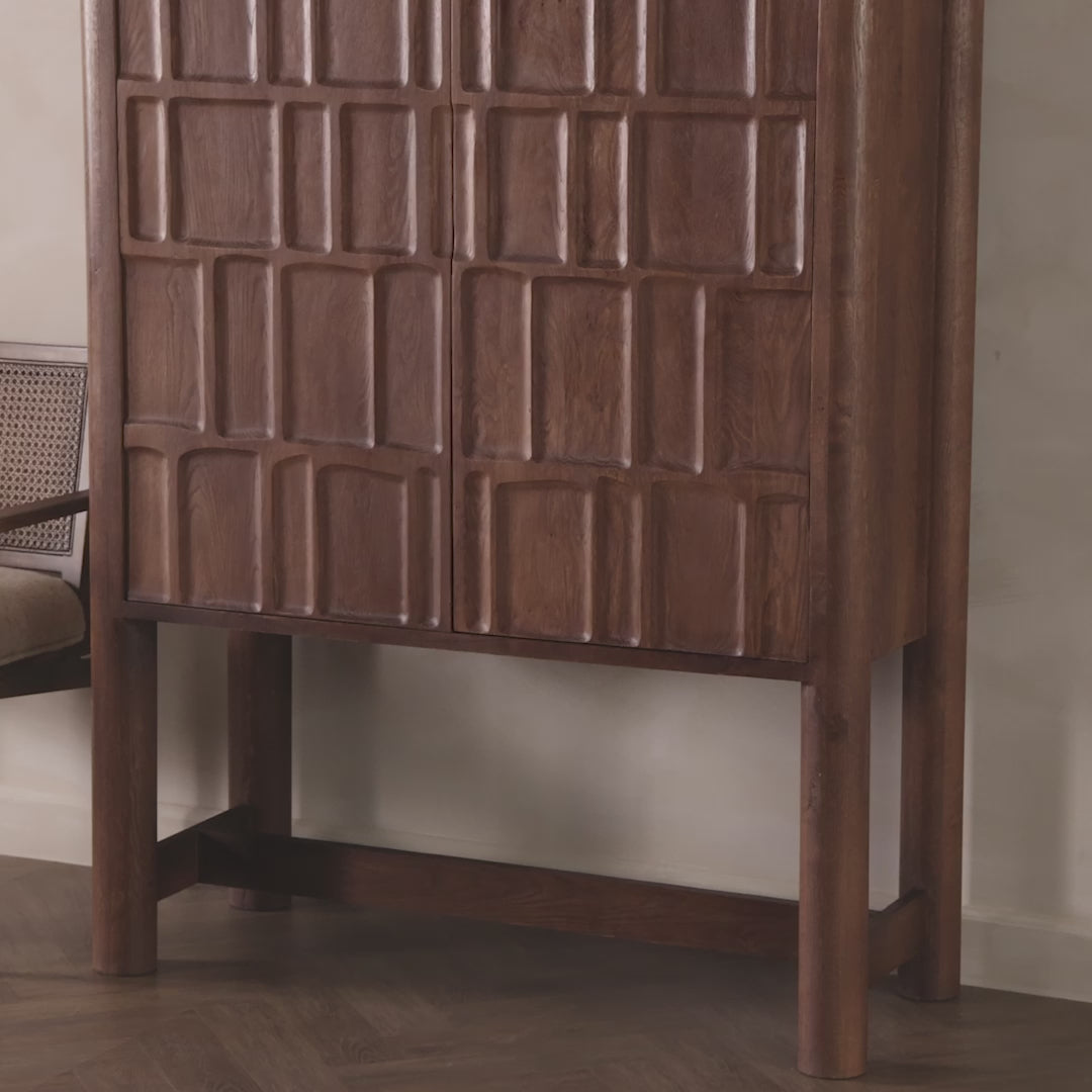 Load video: Ezri Cabinet