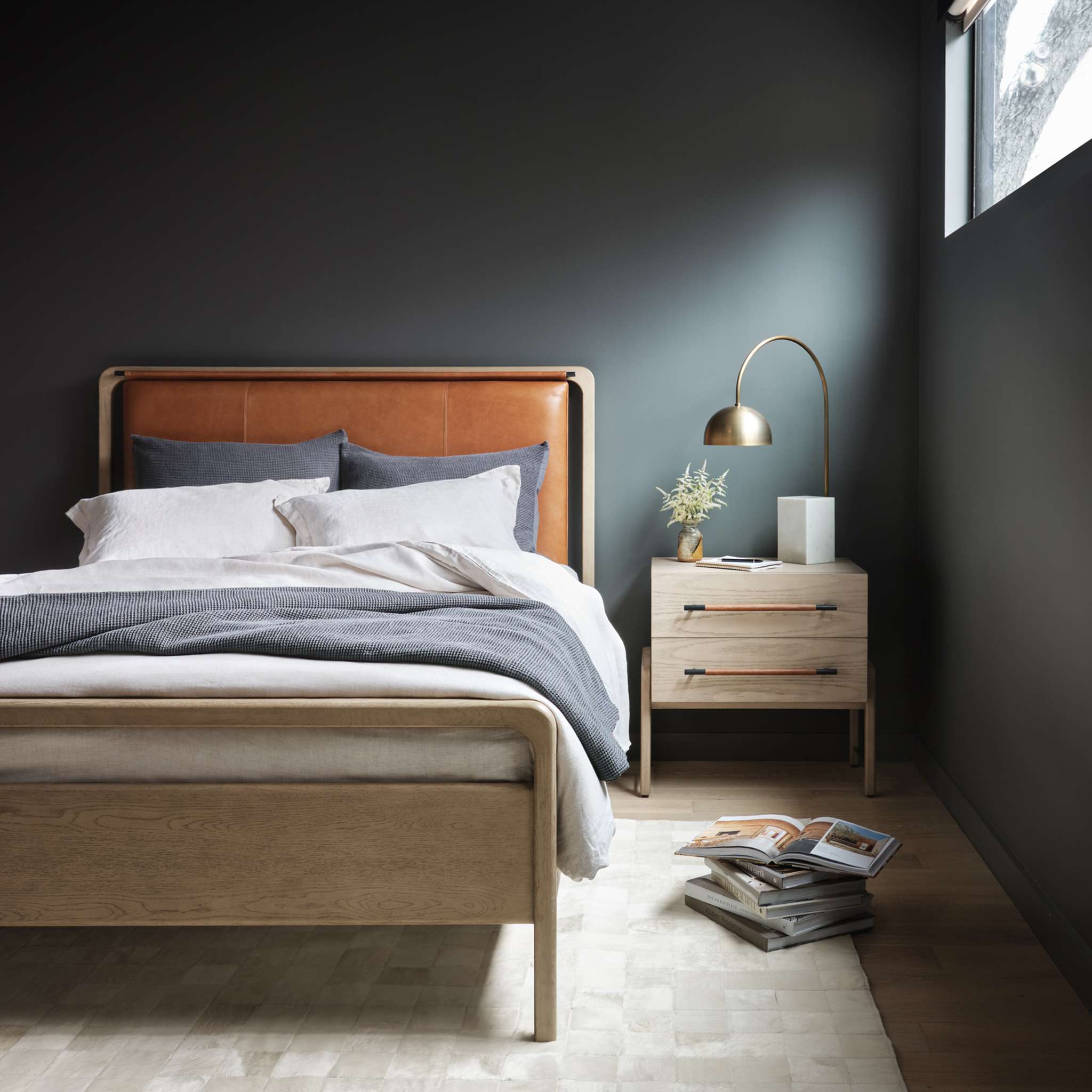 Rosedale Bed-Yucca Oak Veneer-King