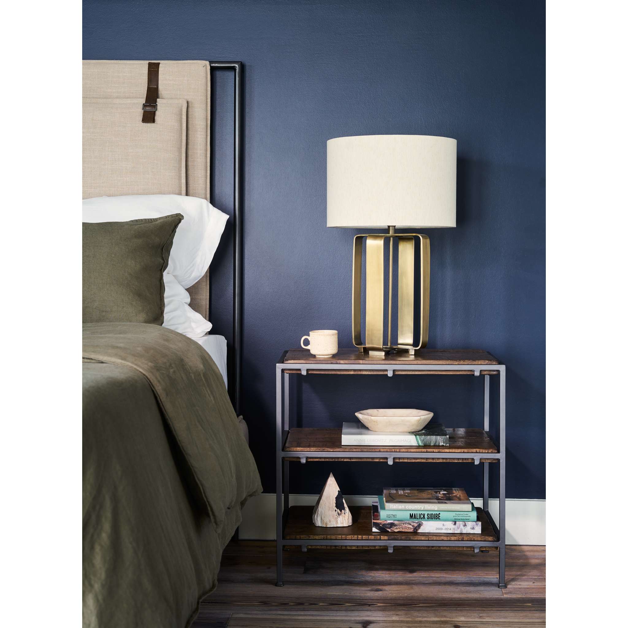 Leigh Upholstered King Bed-Palm Ecru