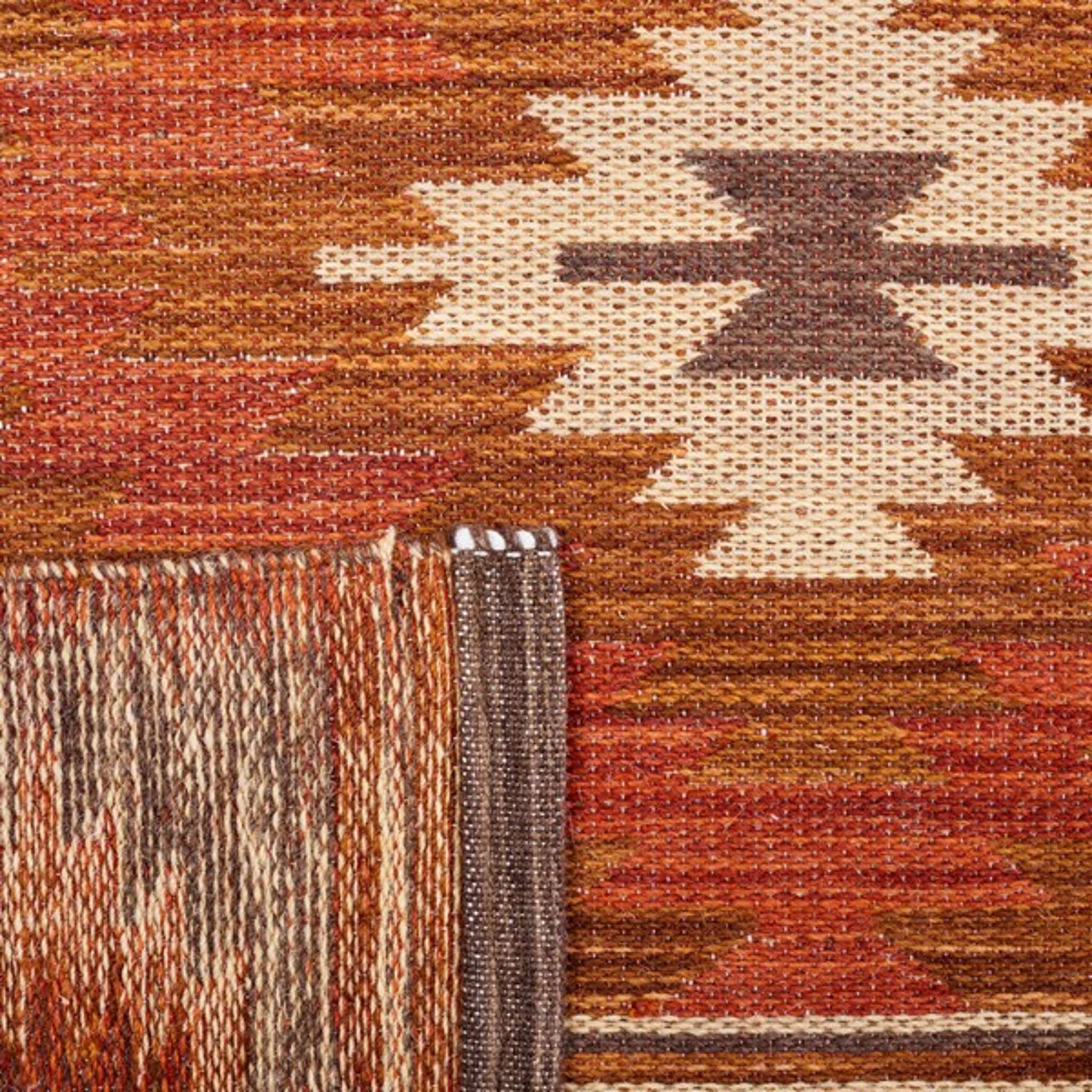 KILIM 331