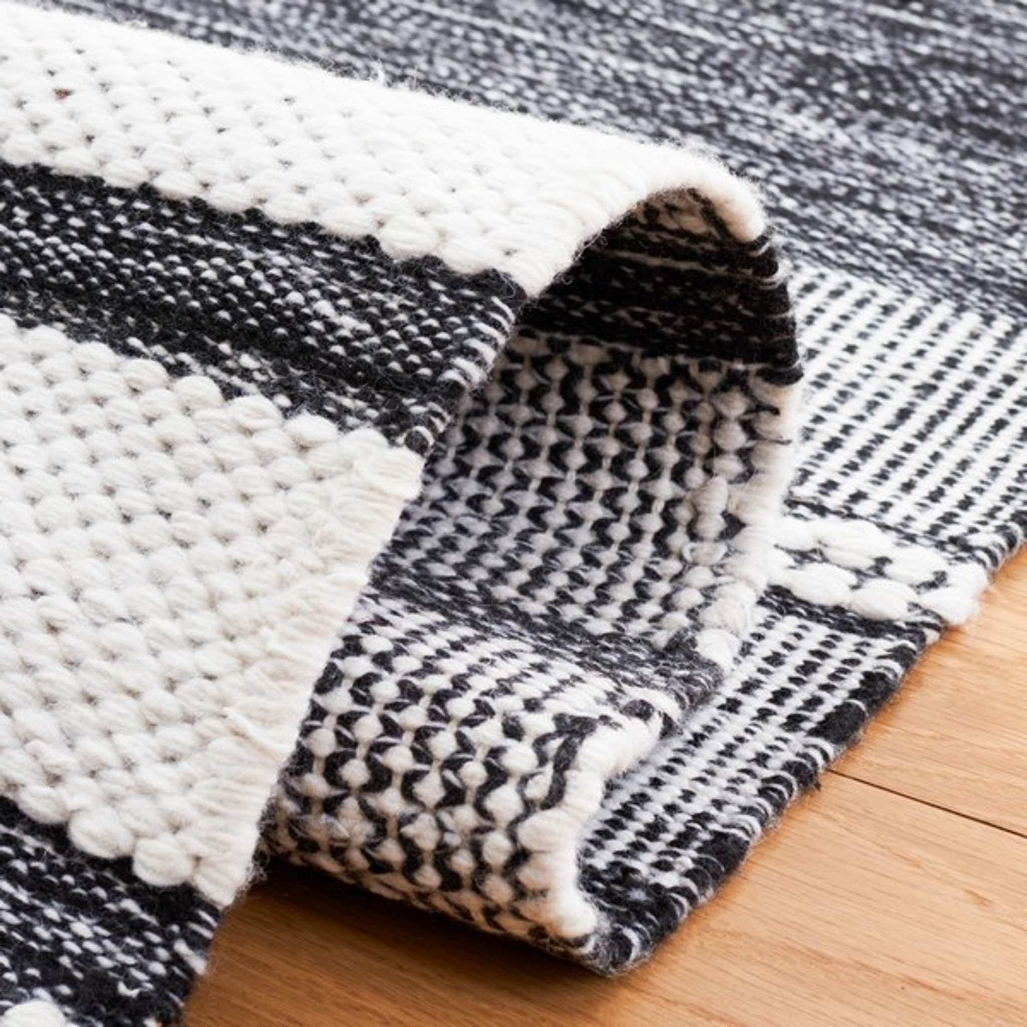 KILIM 448