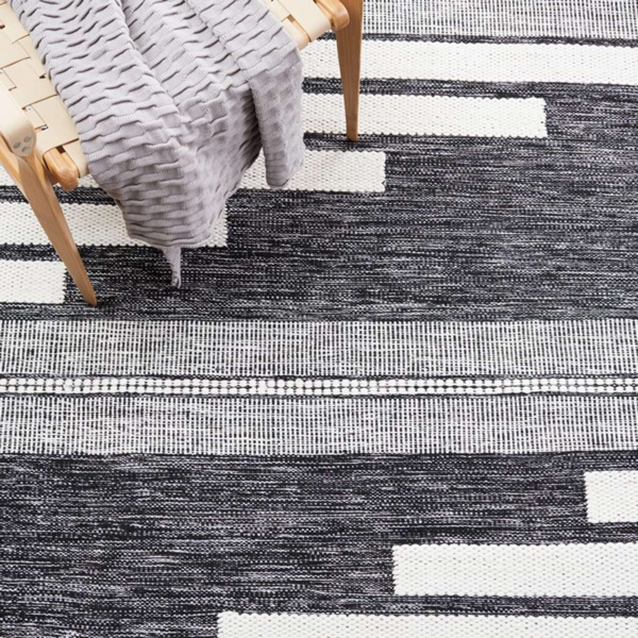 KILIM 448