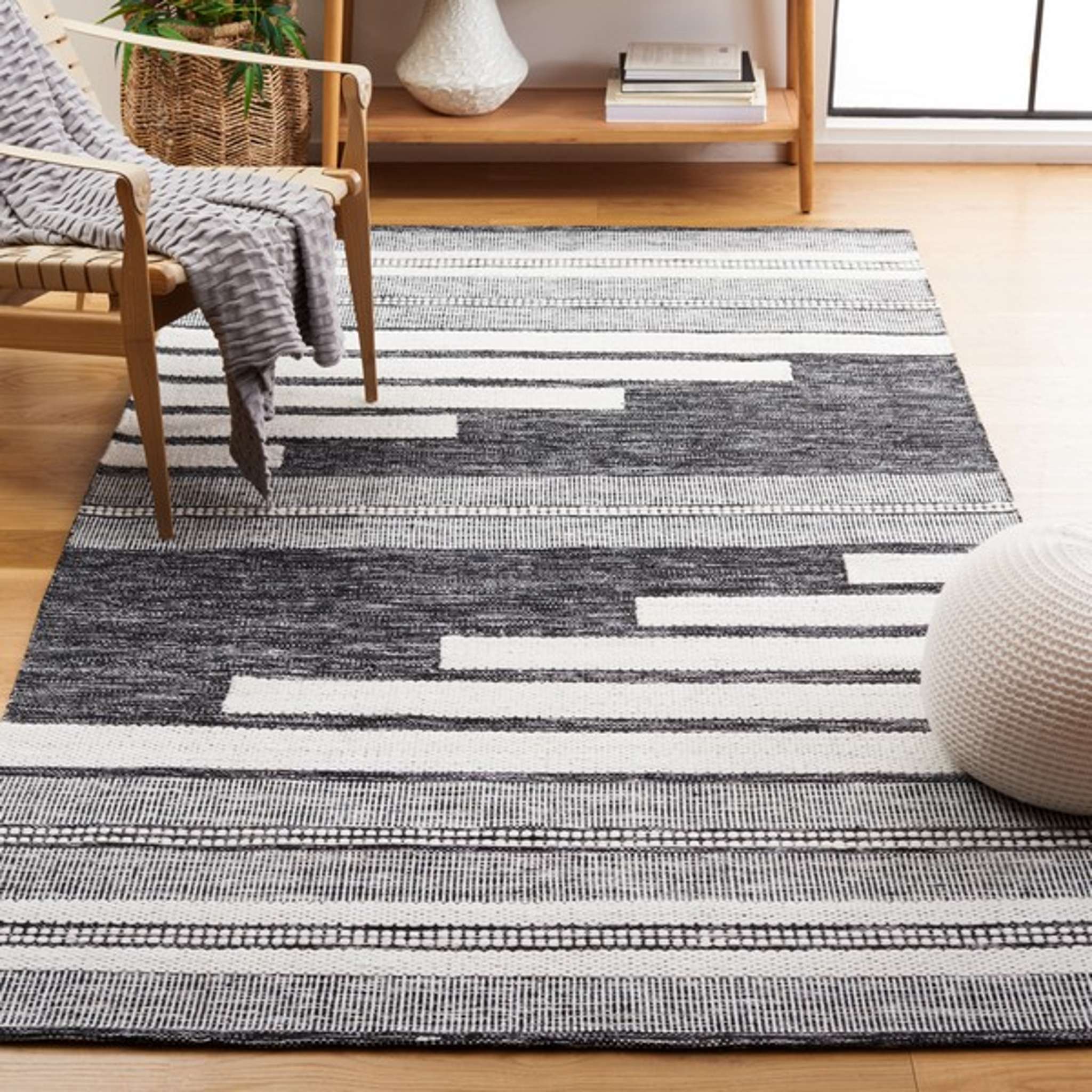 KILIM 448