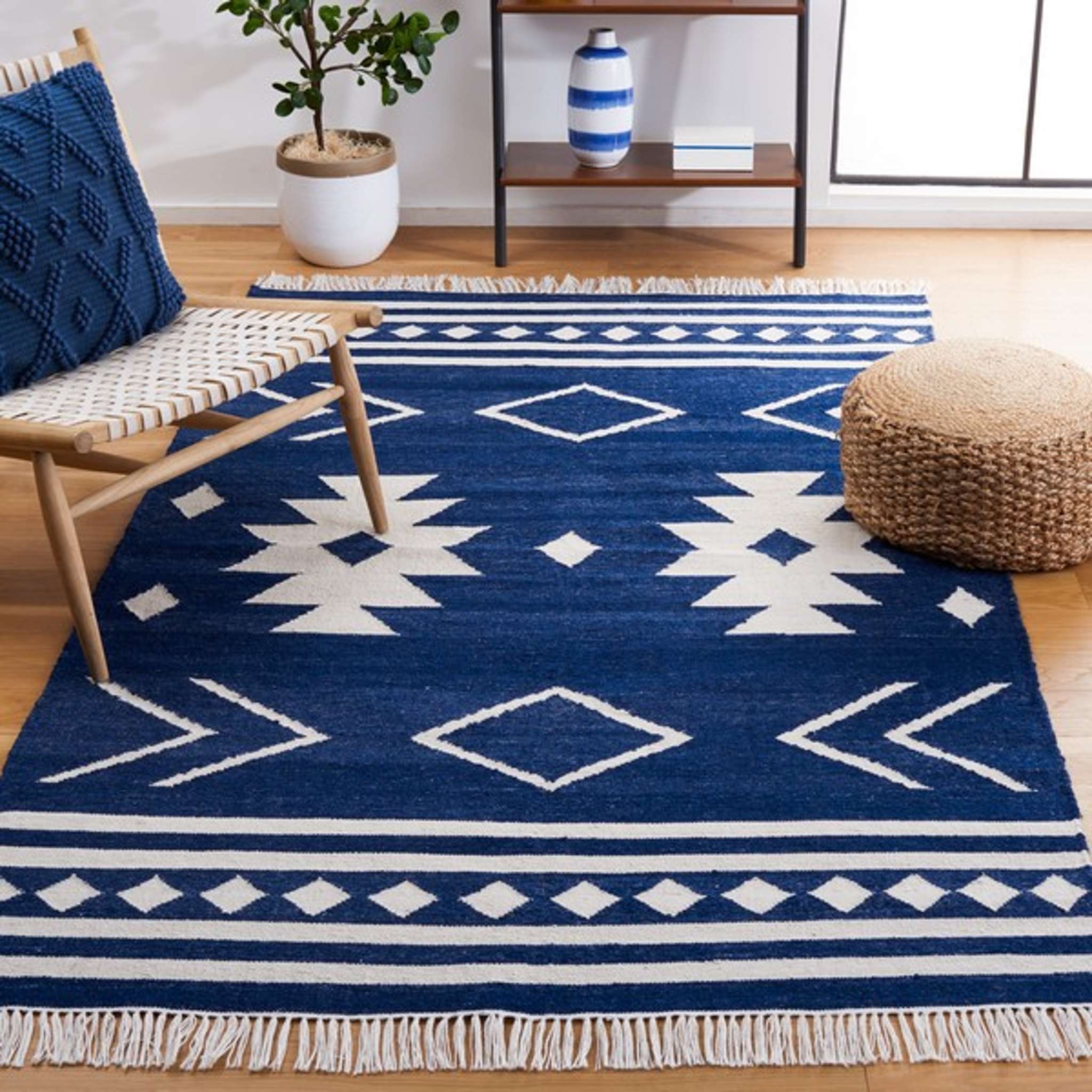 KILIM 764