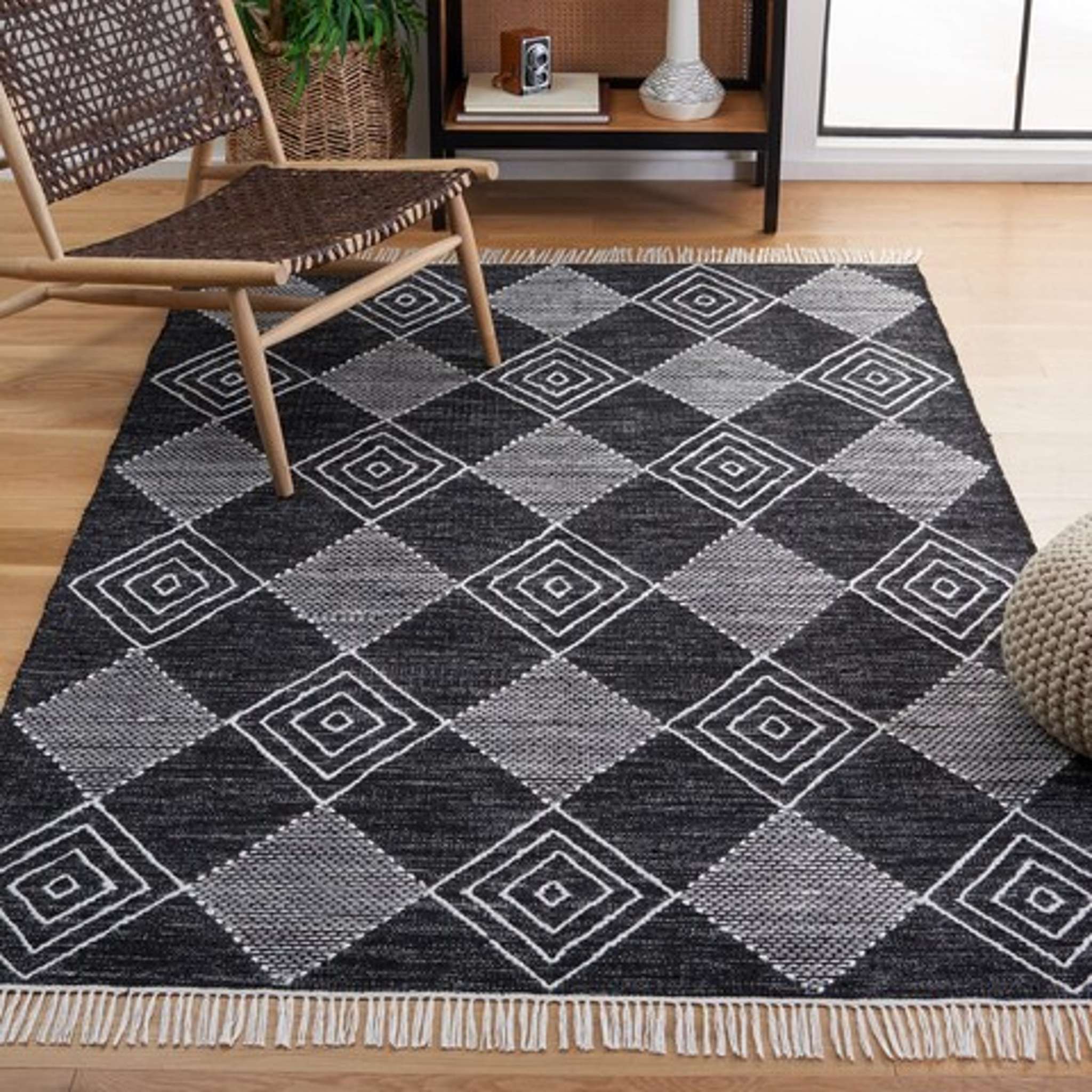 KILIM 306