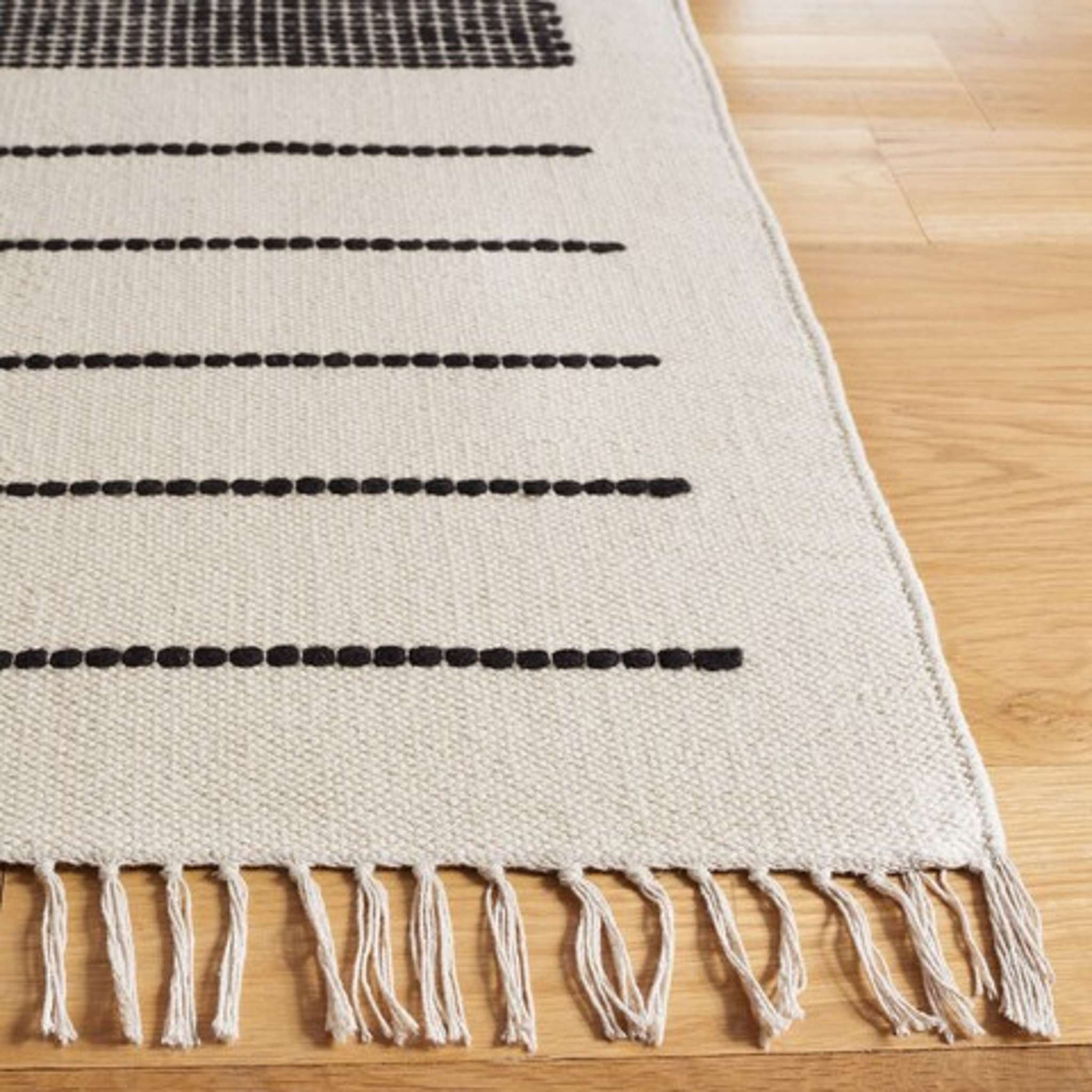 KILIM 326