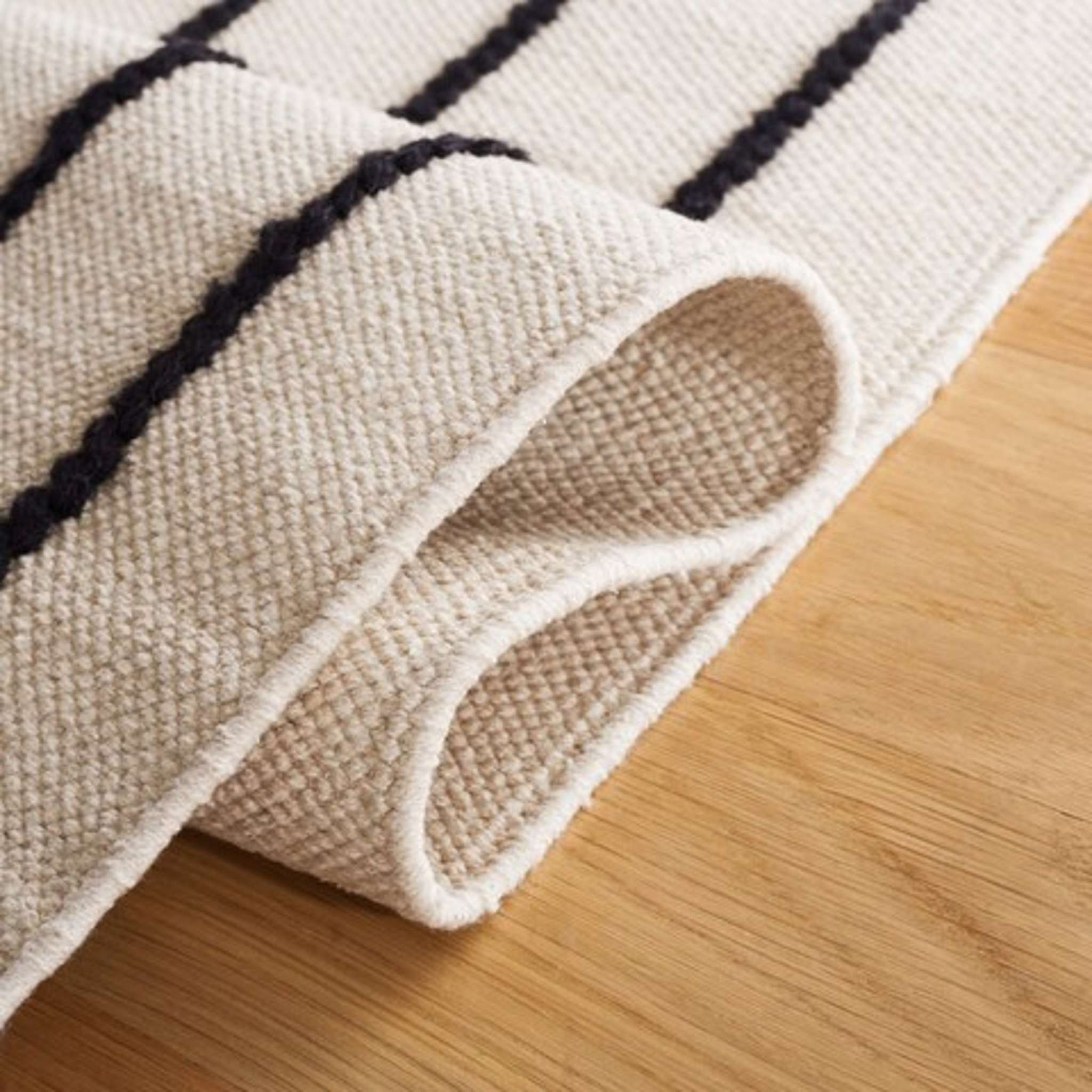 KILIM 326