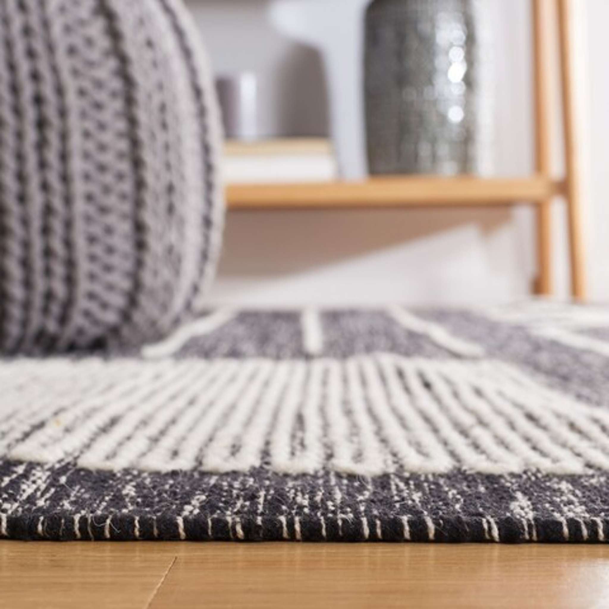 KILIM 326