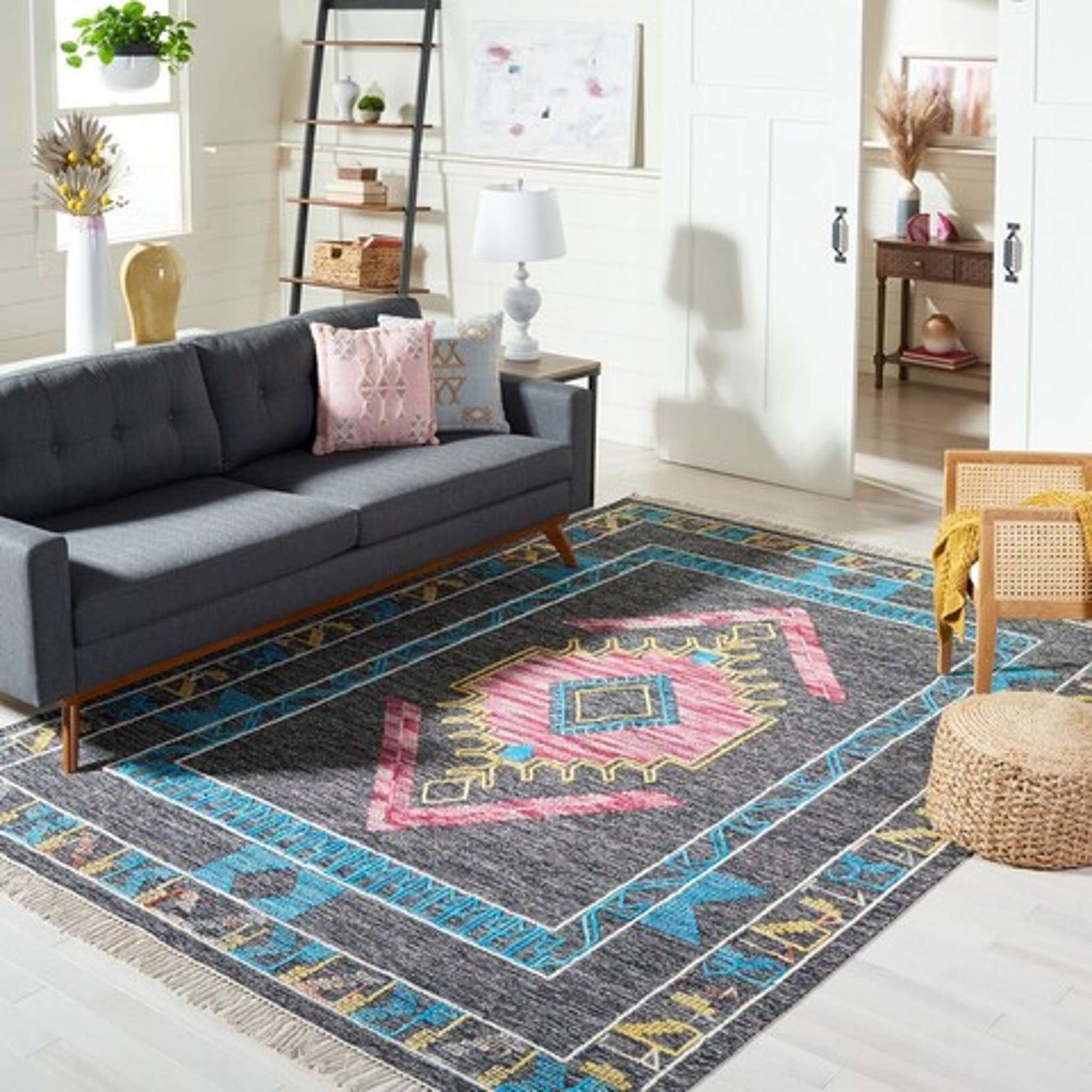 KILIM 524