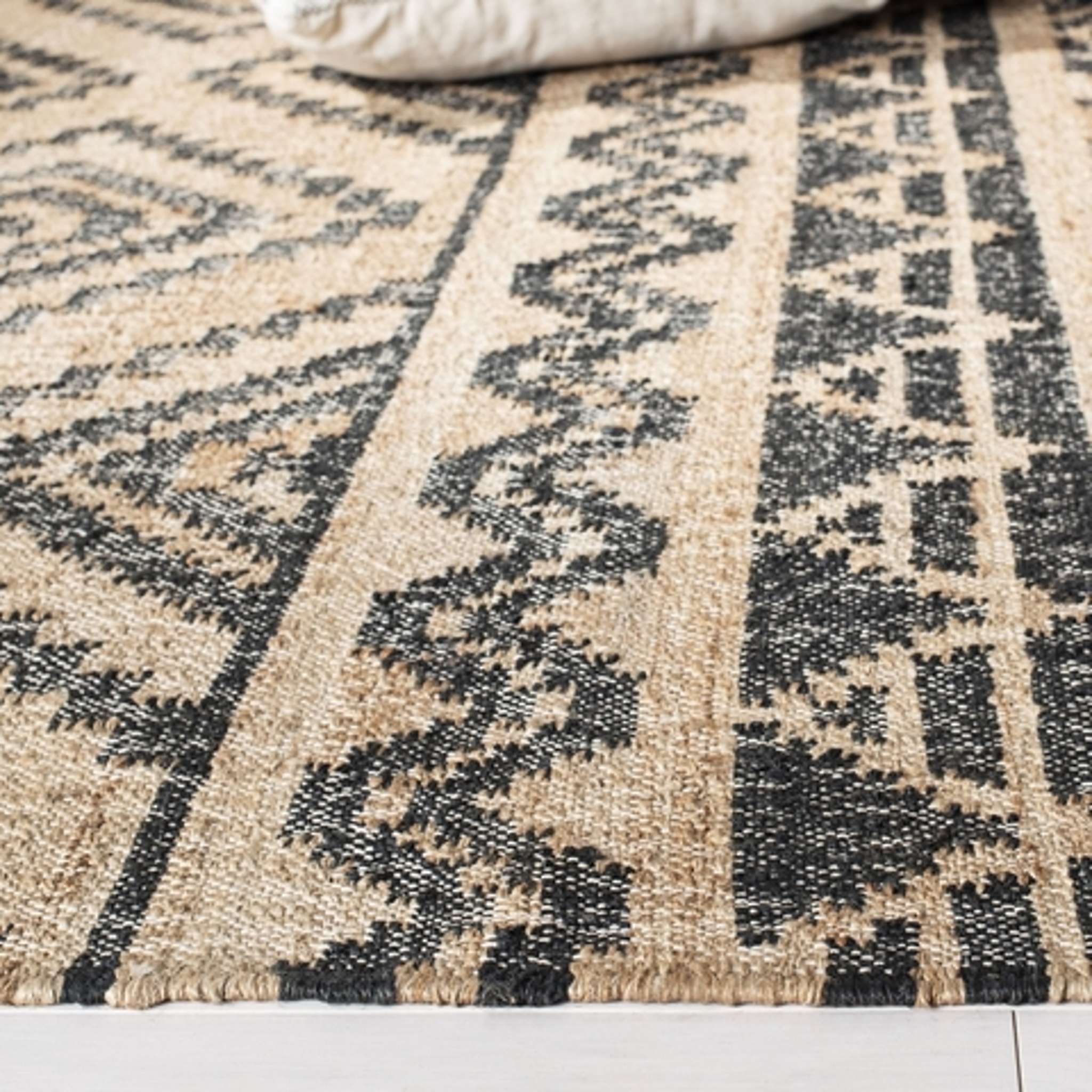 KILIM 751