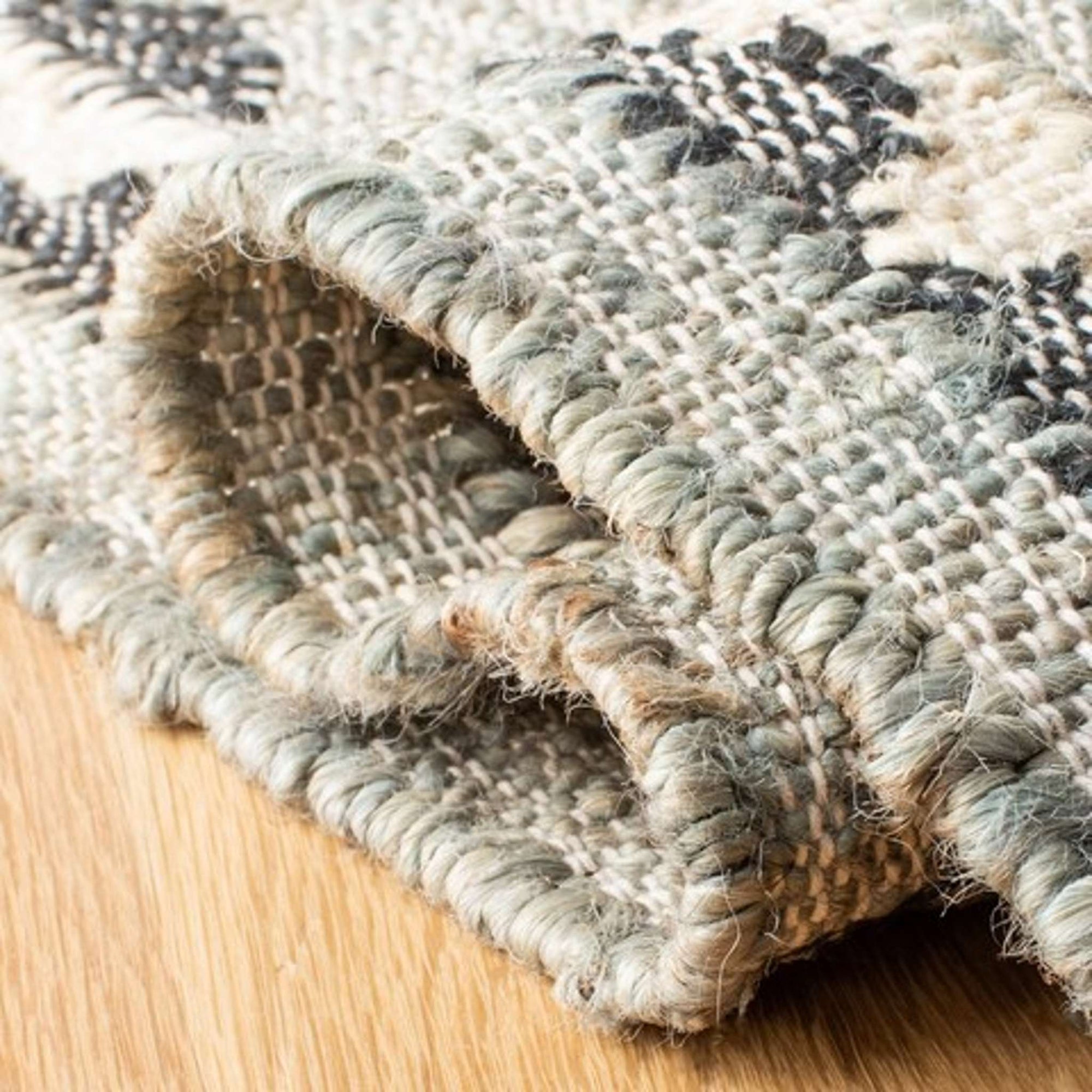 KILIM 761