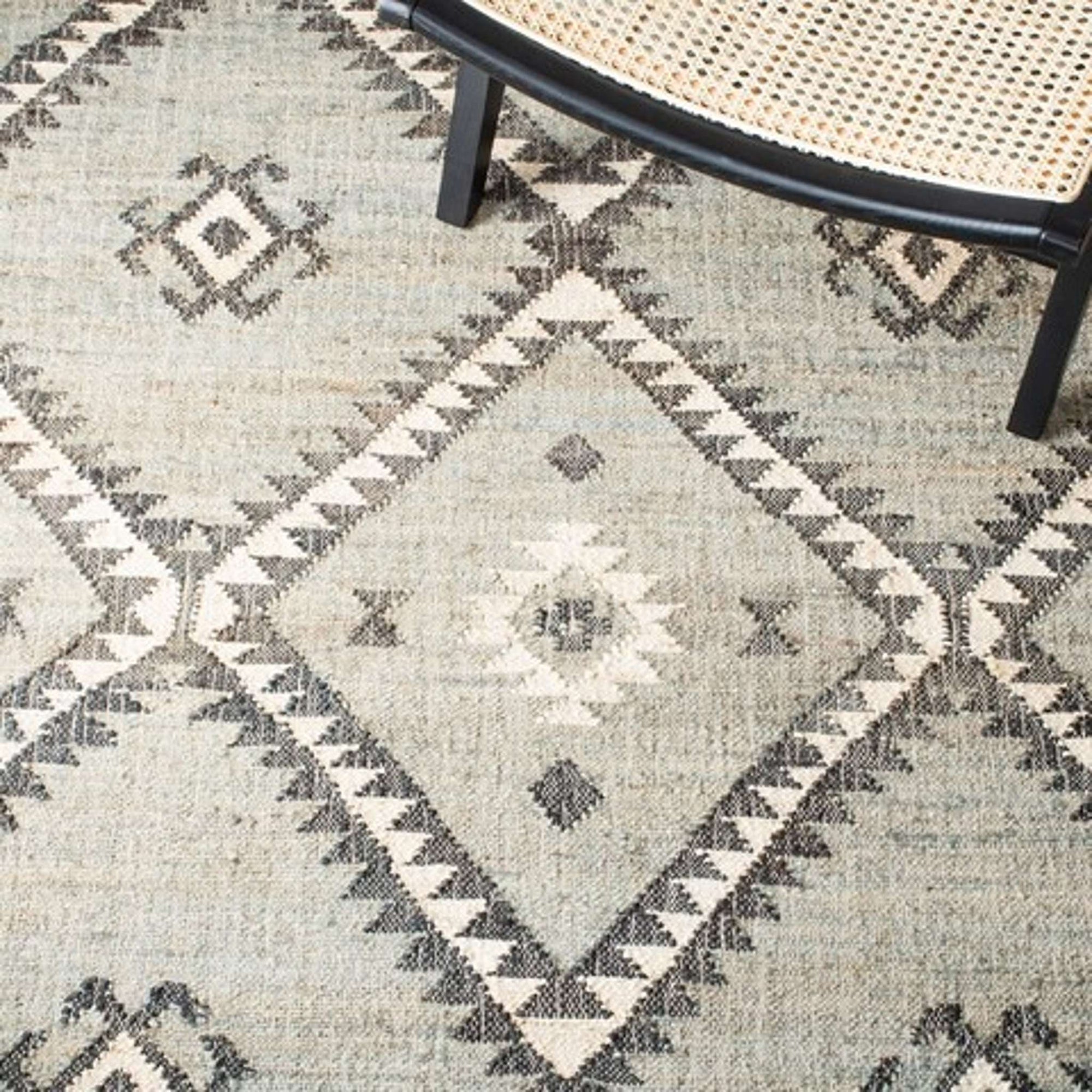 KILIM 761