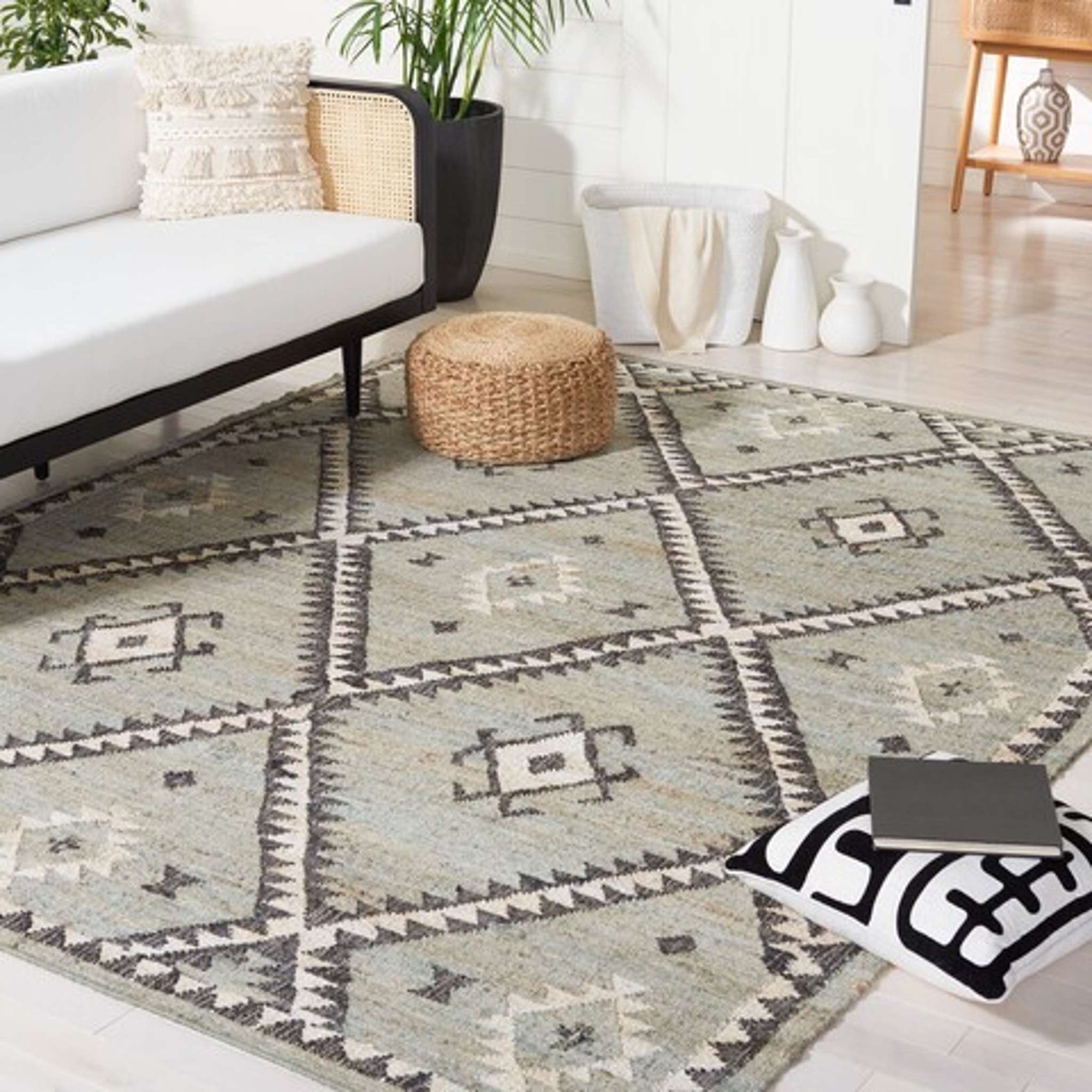 KILIM 761