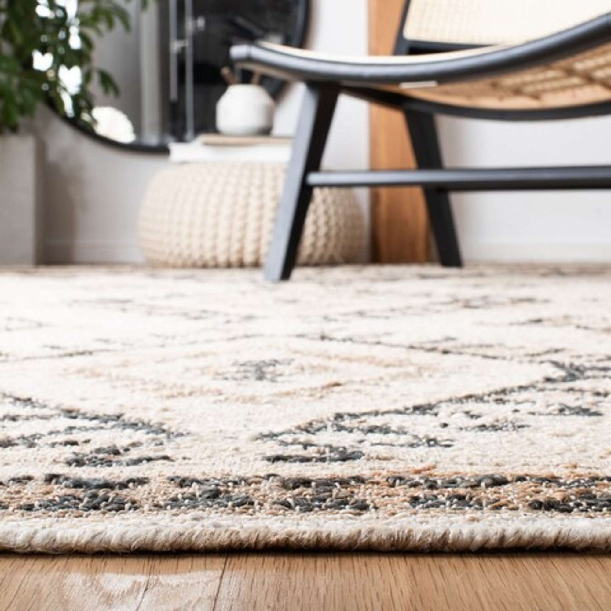 KILIM 762
