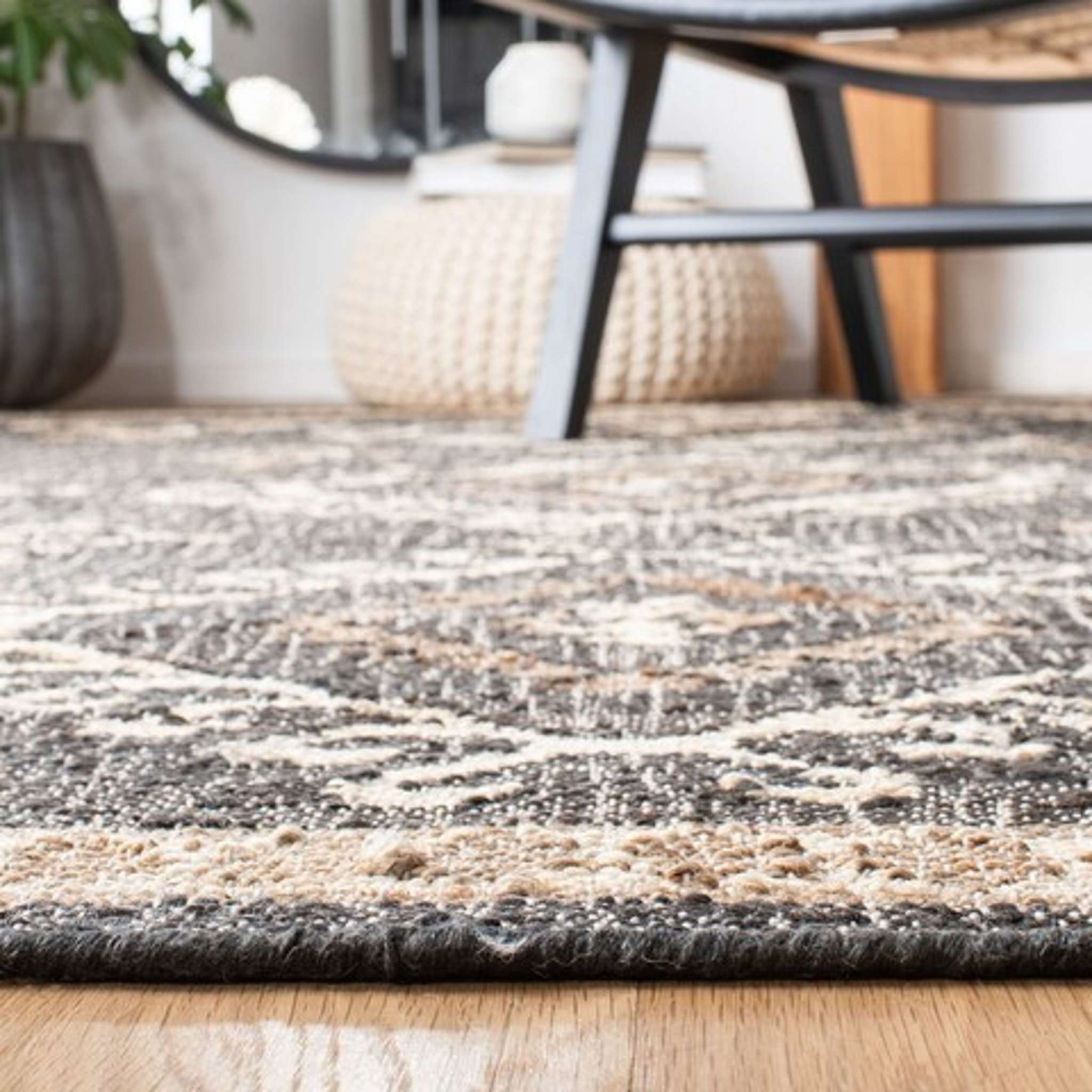 KILIM 762