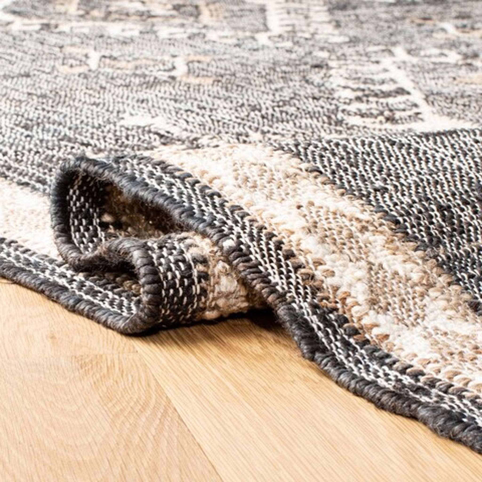 KILIM 762